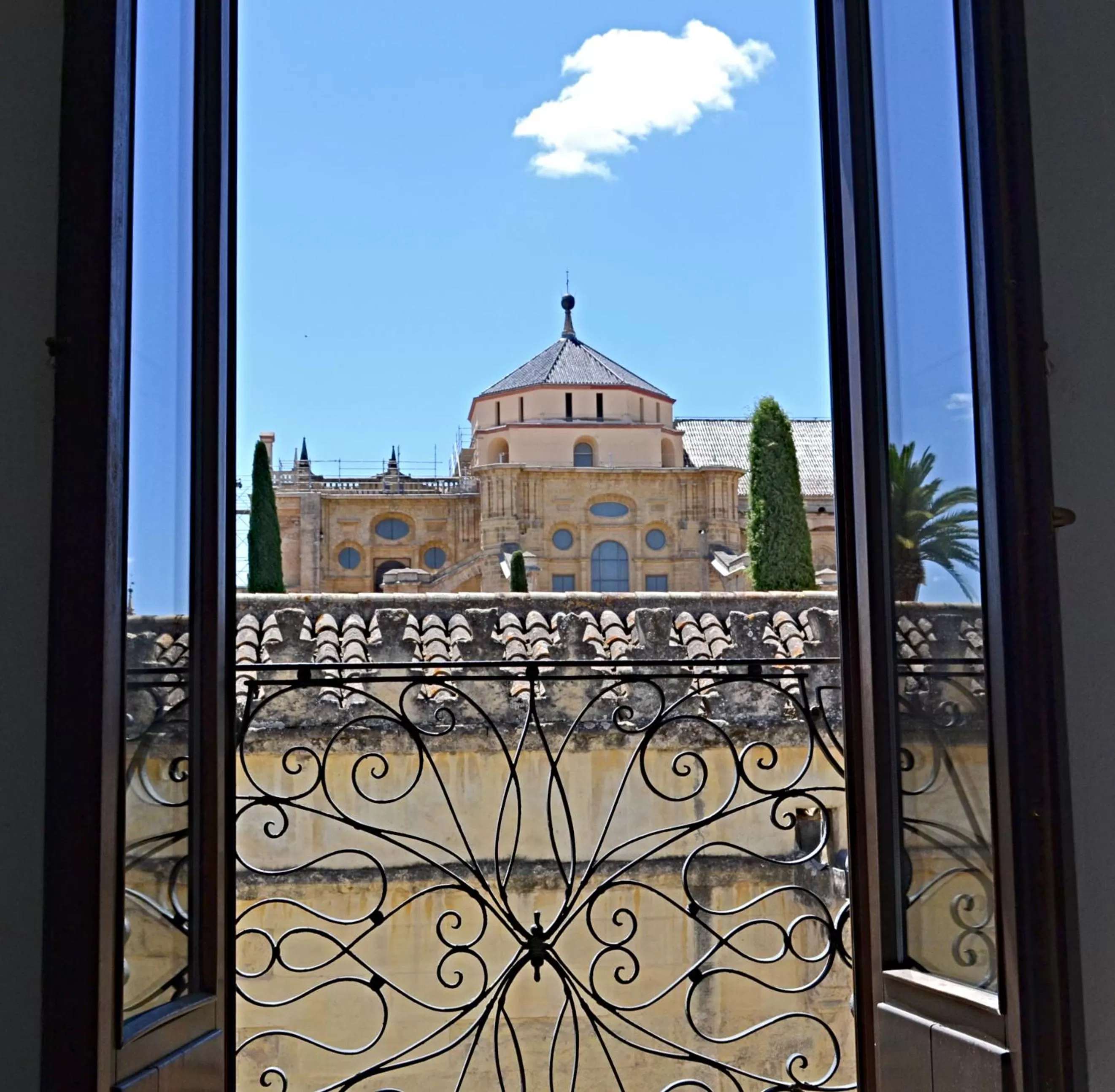 Landmark view in Hotel Marisa