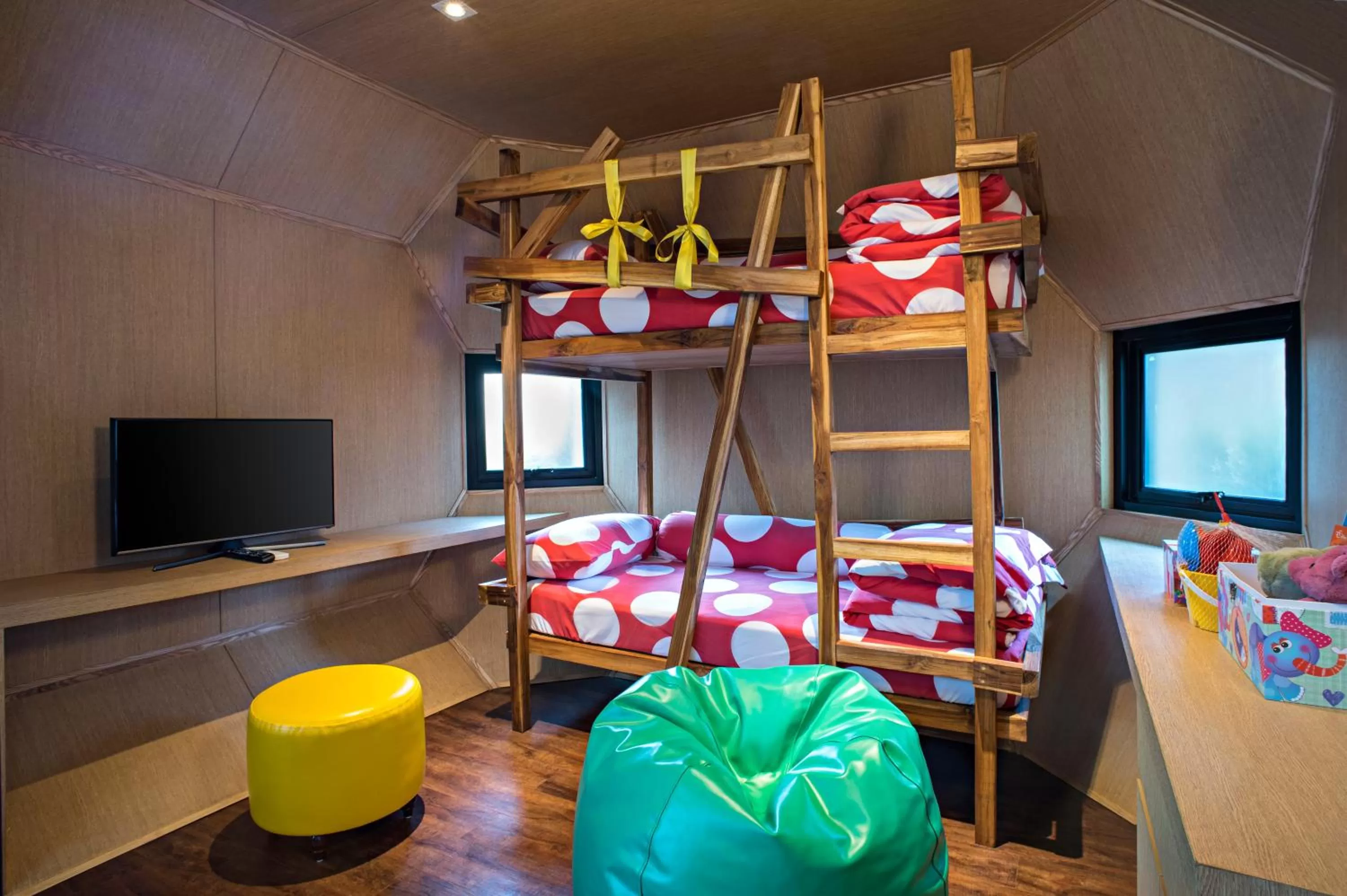 bunk bed, Bed in SO/ Sofitel Hua Hin