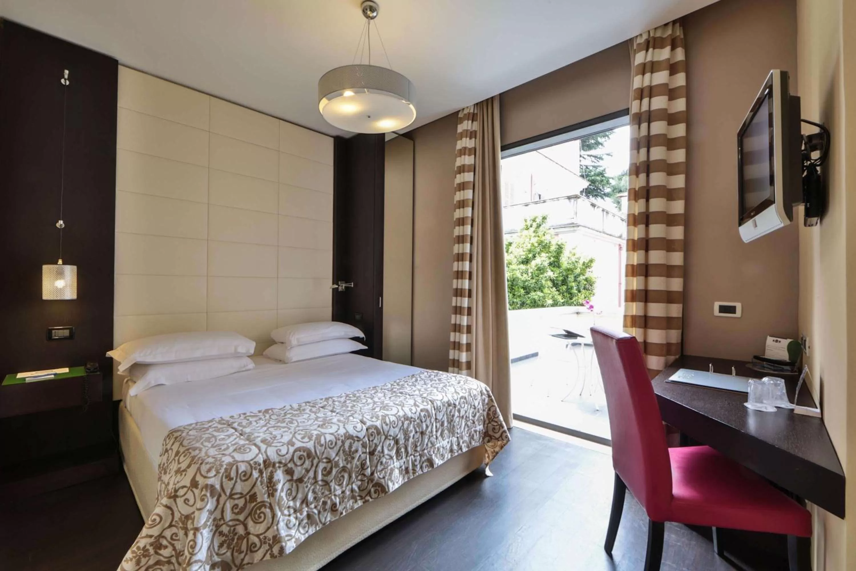 Photo of the whole room, Bed in Best Western Cinemusic Hotel