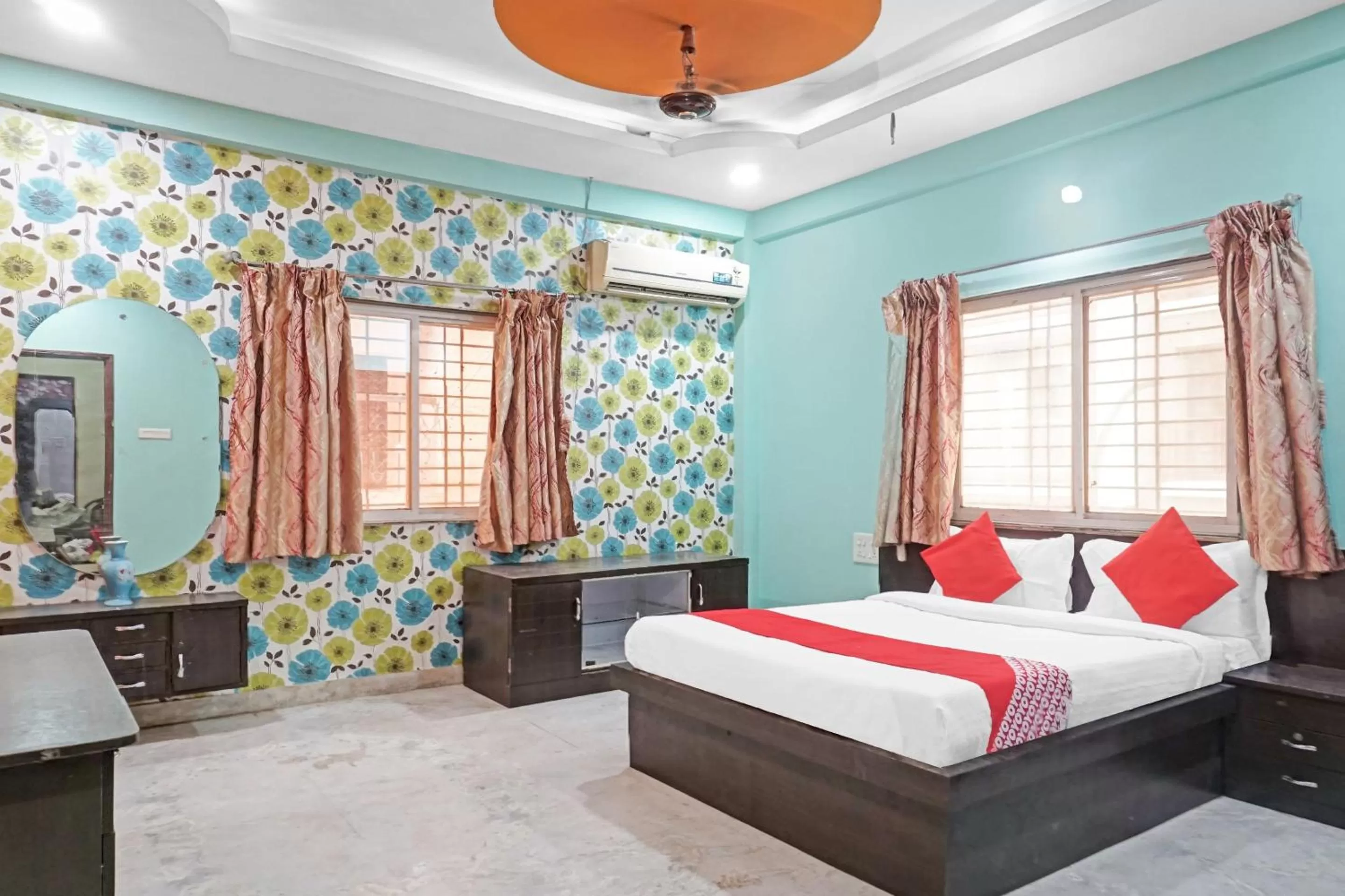 Bedroom, Bed in OYO Flagship 87488 Motel Excellency