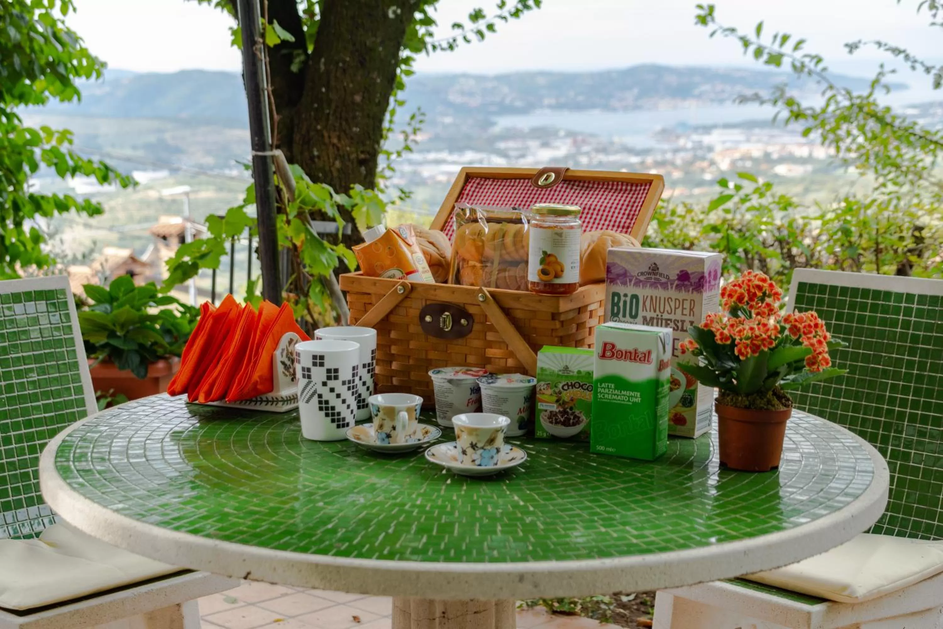 Natural landscape in Su da noi