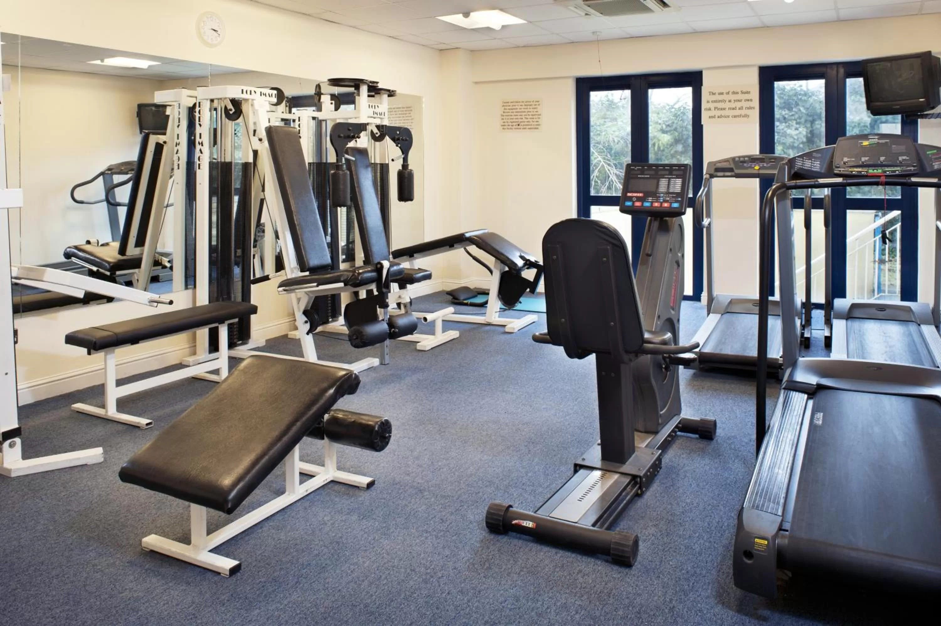Fitness centre/facilities in The Parkavon Hotel