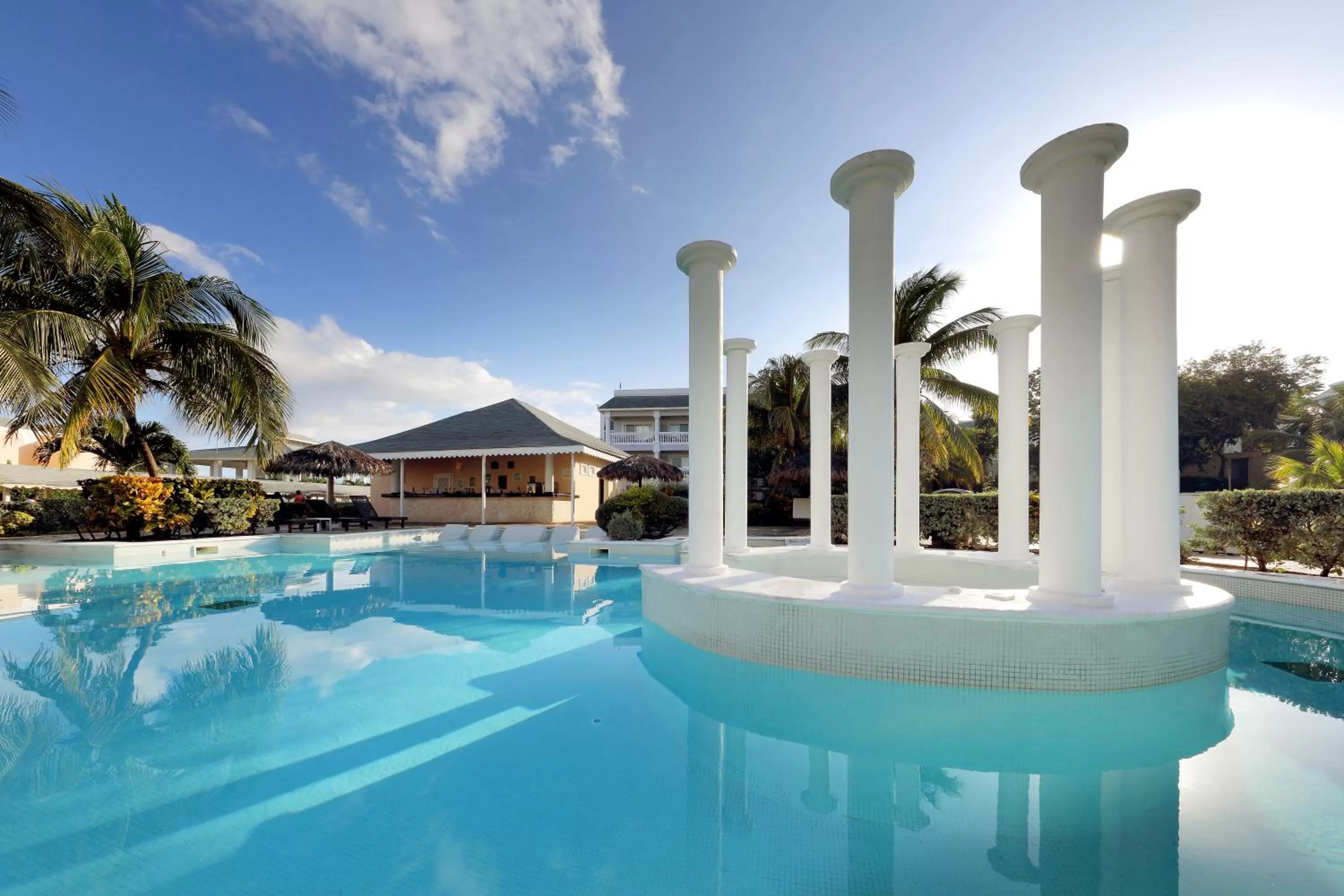 Swimming pool in Grand Palladium Jamaica Resort & Spa All Inclusive