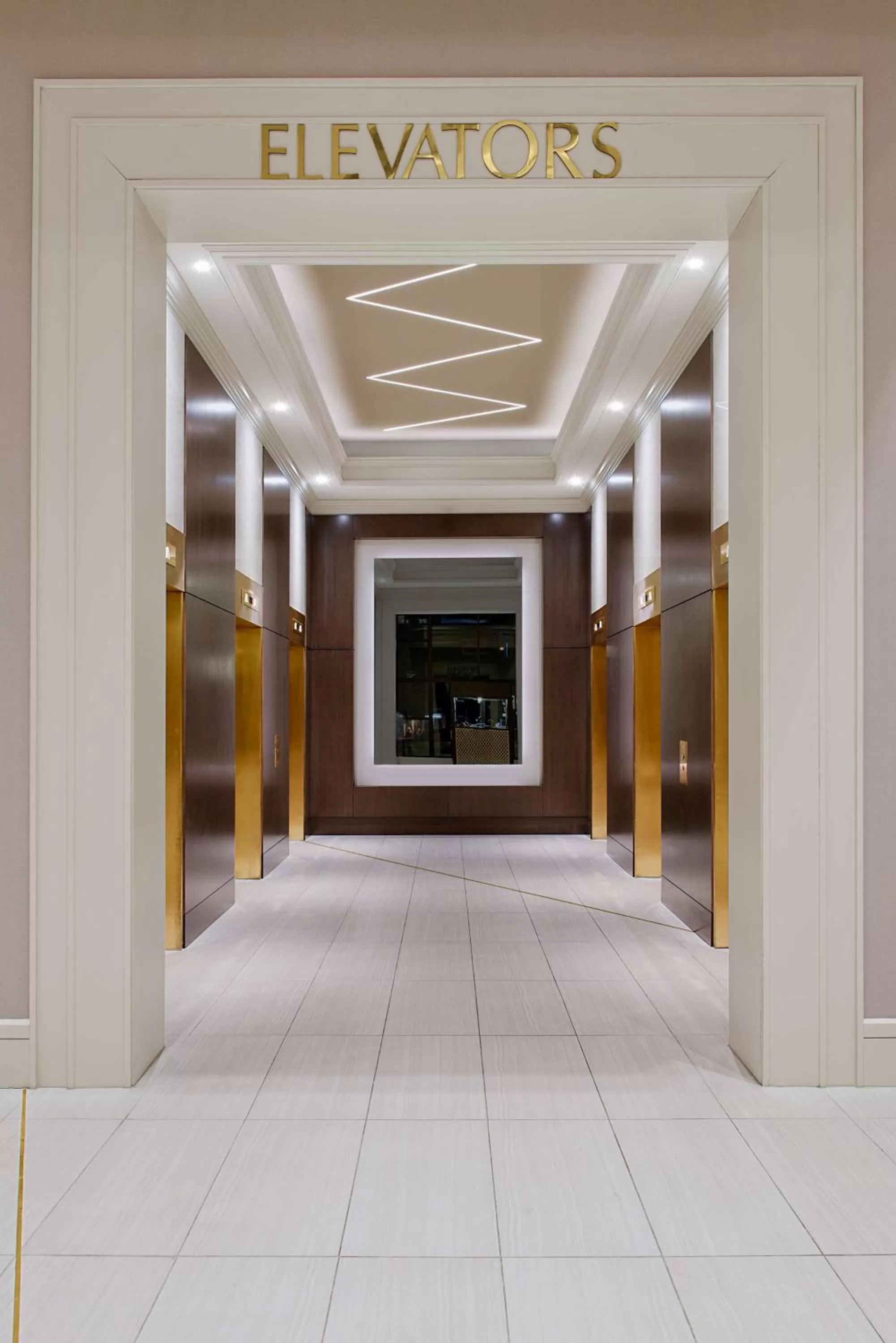 Lobby or reception in Hilton Minneapolis