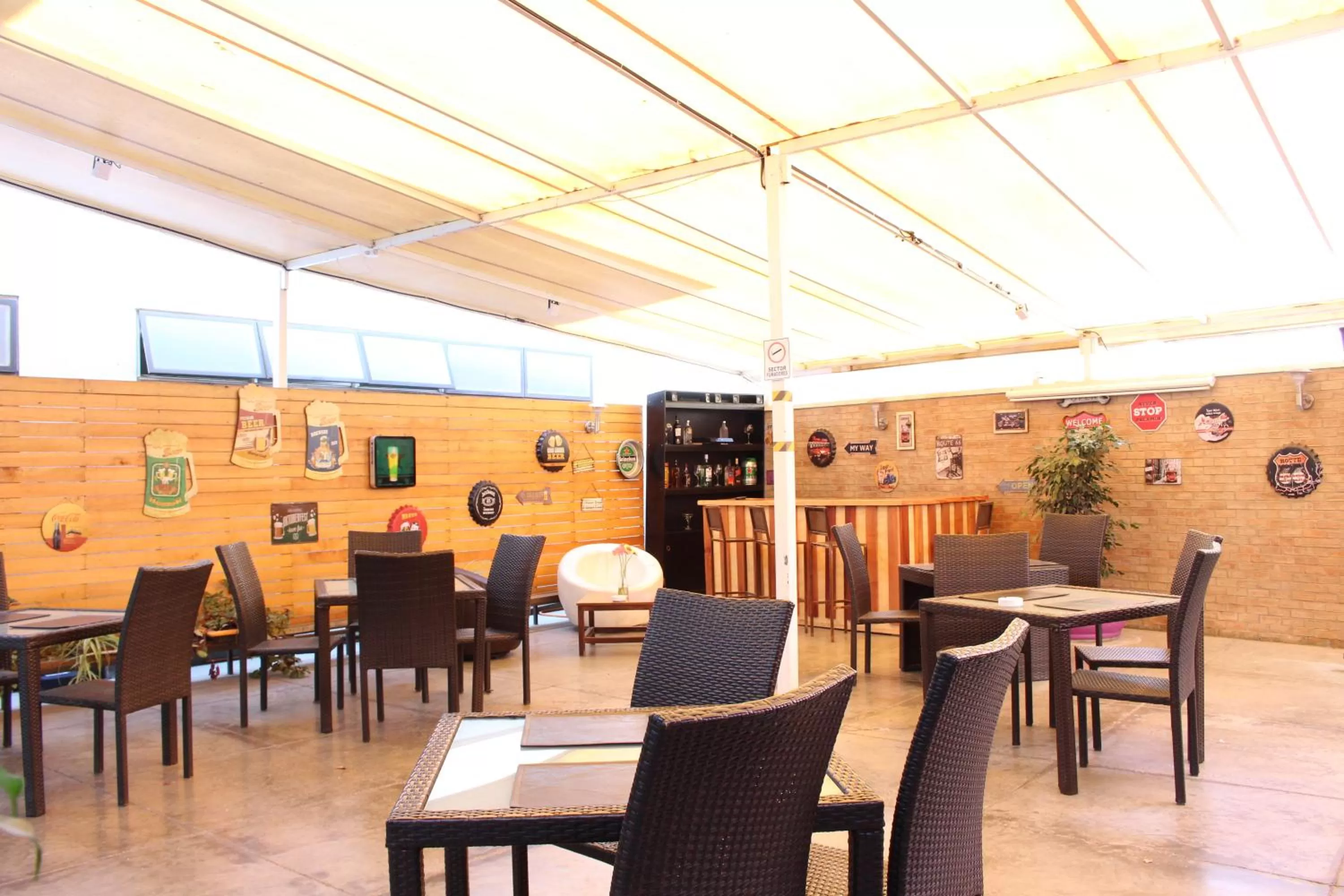 Meeting/conference room, Restaurant/Places to Eat in Open Hotel