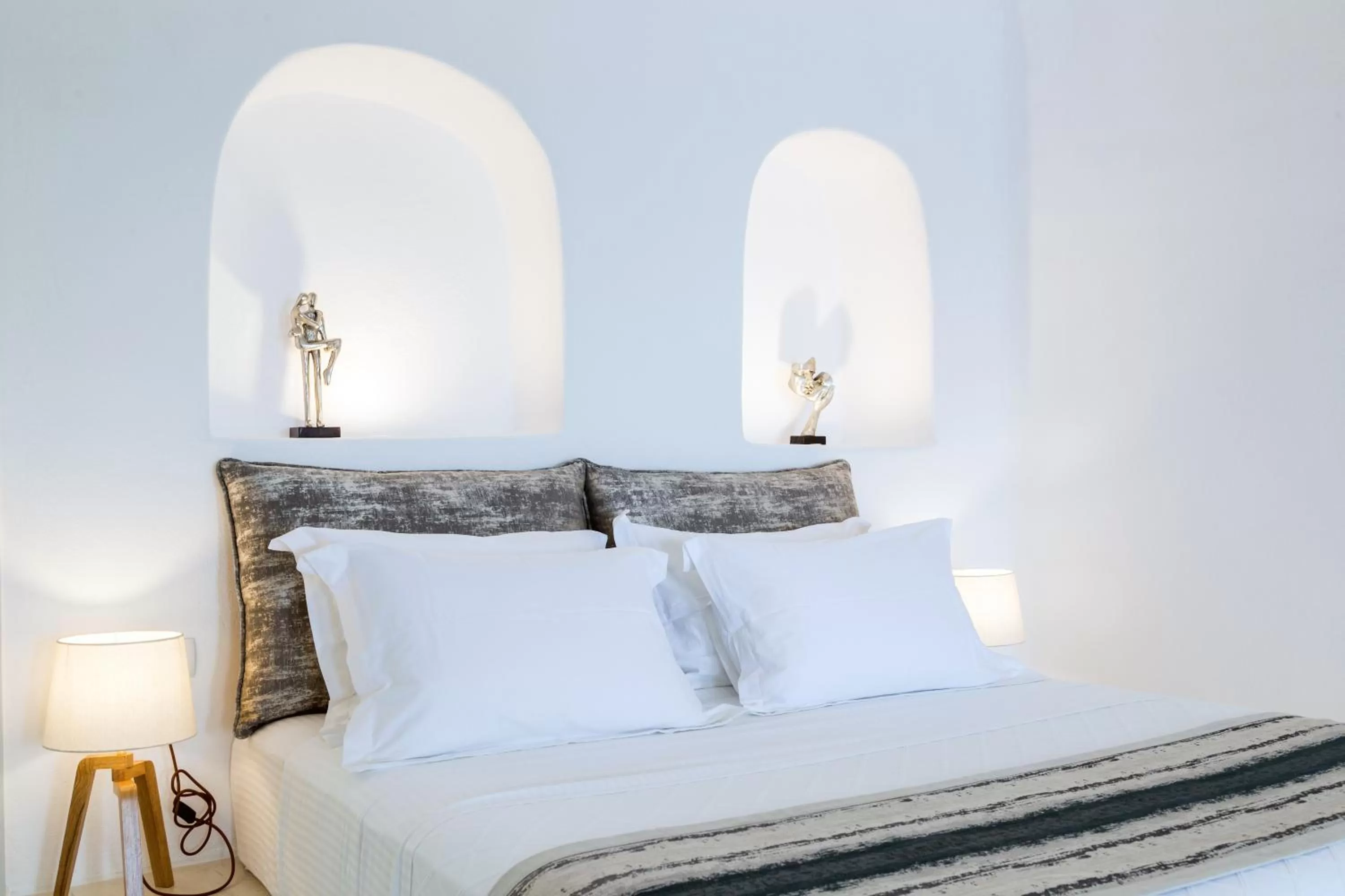 Bed in Adamant Suites