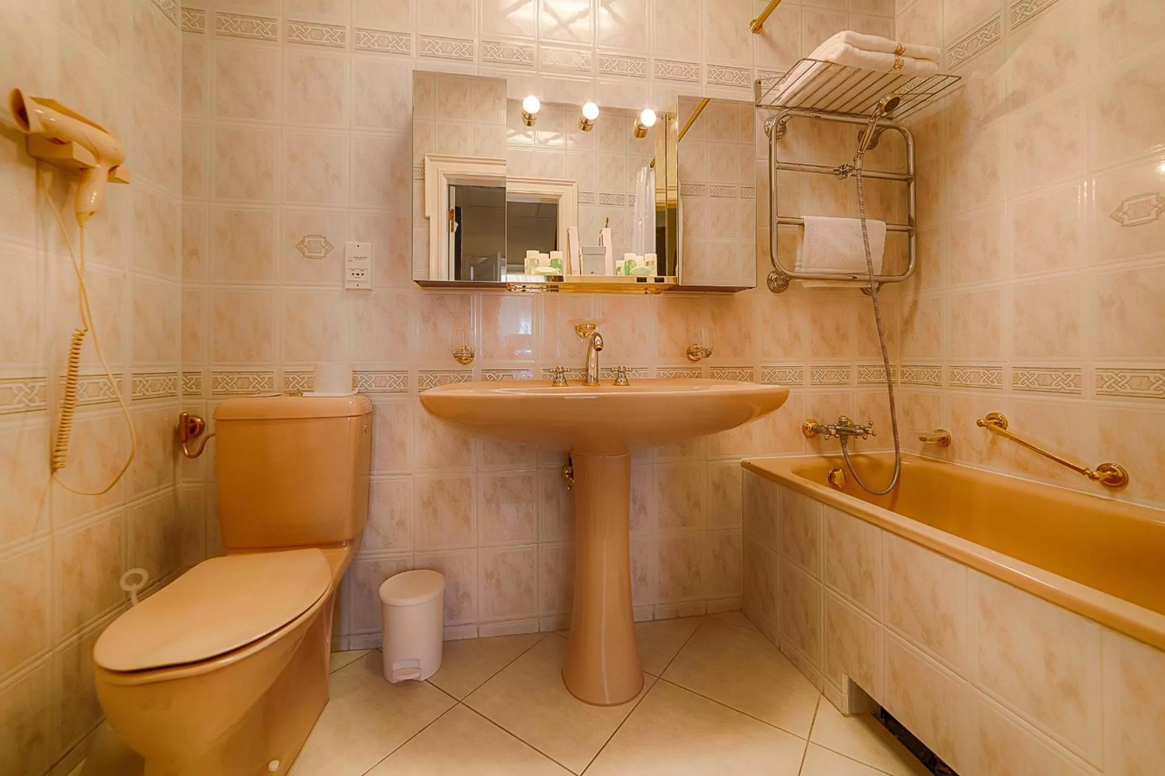 Bathroom in Focus Hotel Premium Pod Orłem