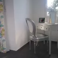 Decorative detail in Les Canneliers