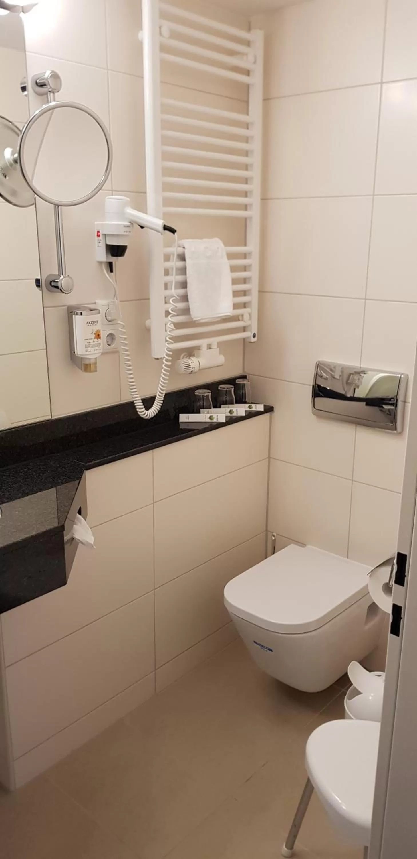 Toilet in Akzent Hotel Gut Höing