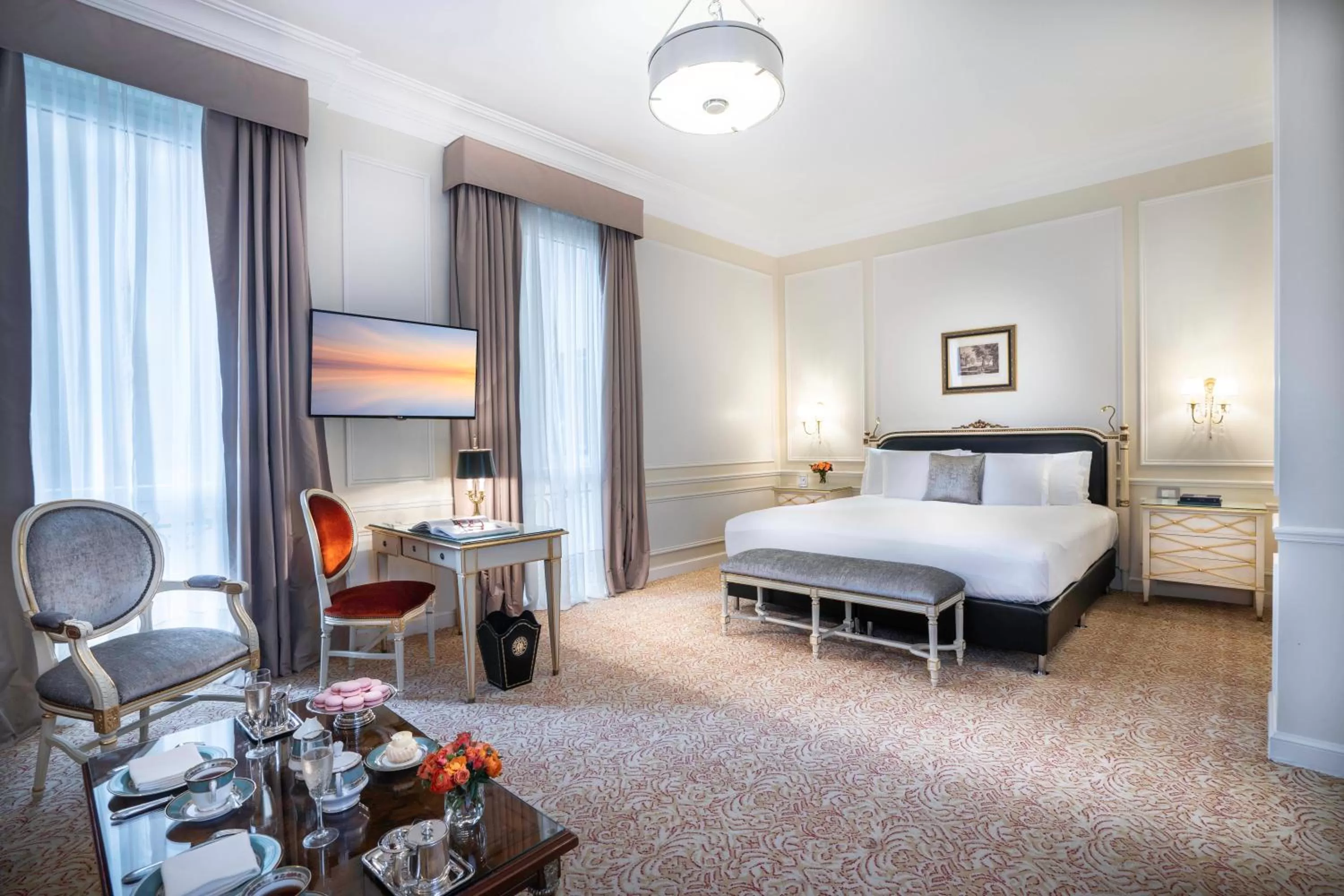 Photo of the whole room, Bed in Alvear Palace Hotel - Leading Hotels of the World