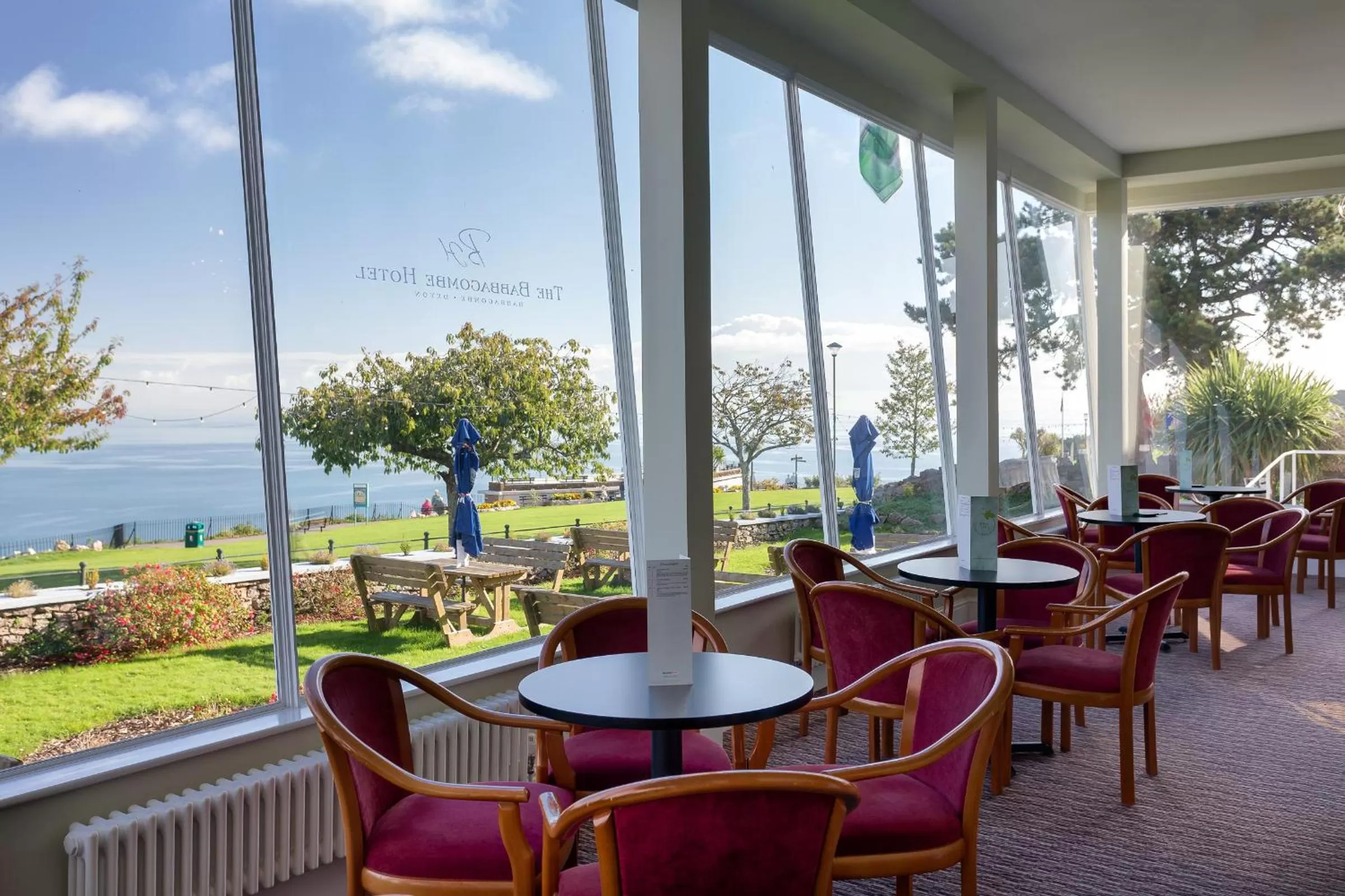Restaurant/places to eat in The Babbacombe Hotel