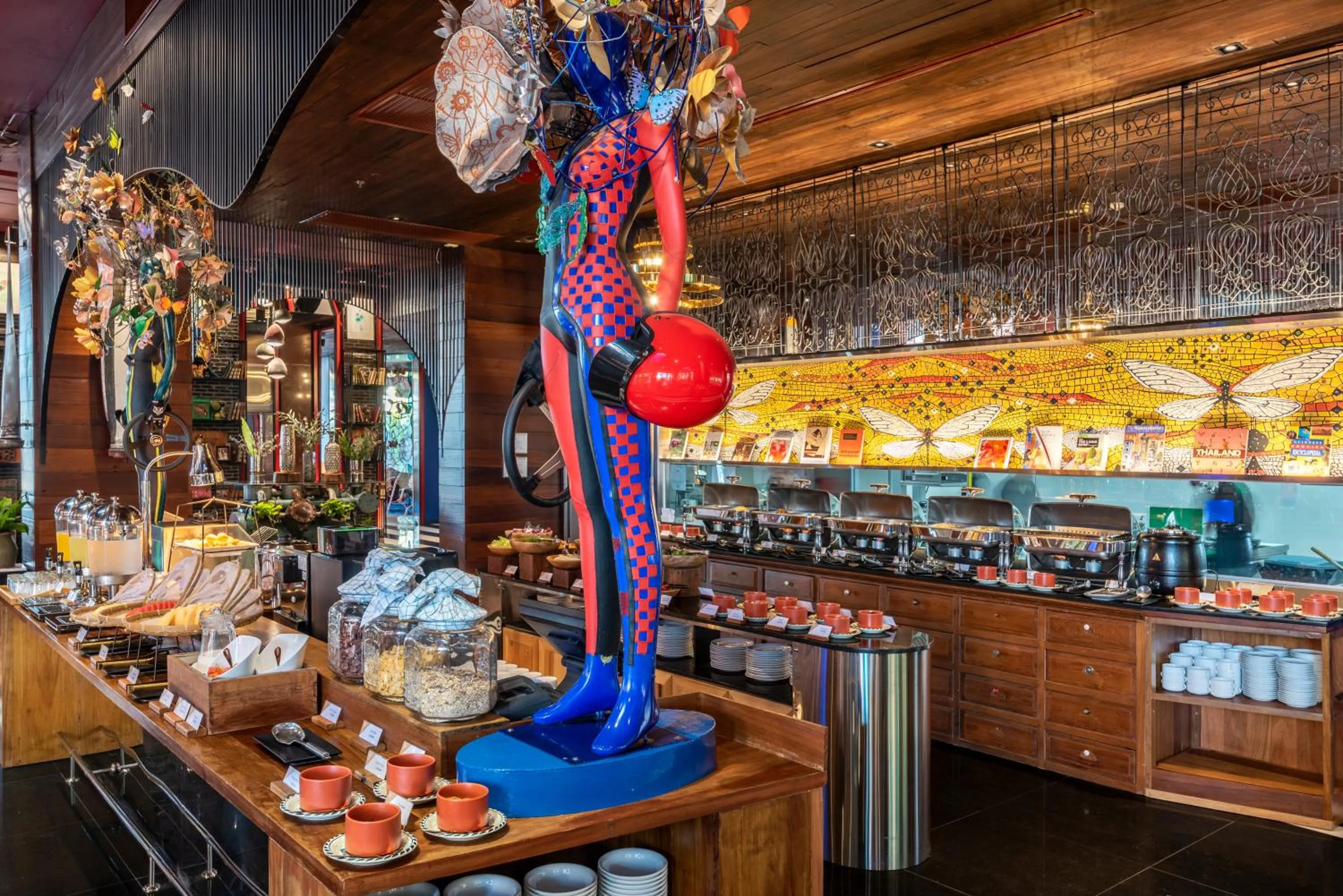 Restaurant/places to eat in MeStyle Museum Hotel