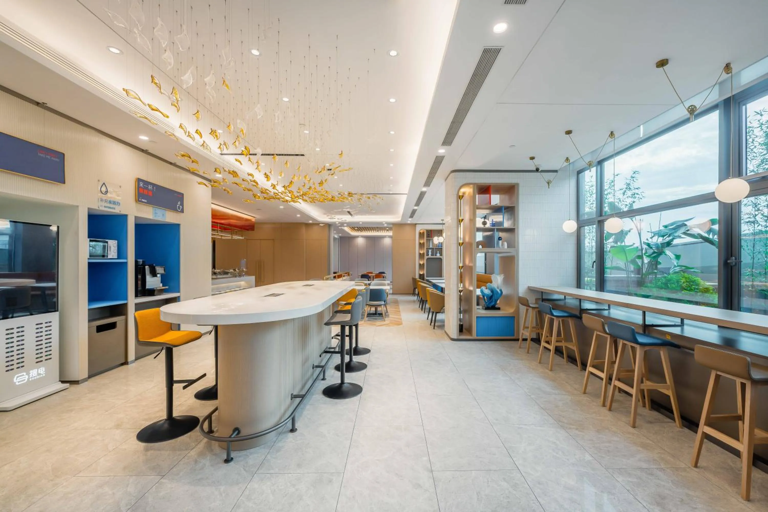 Seating area in Holiday Inn Express Jiangmen East Station by IHG