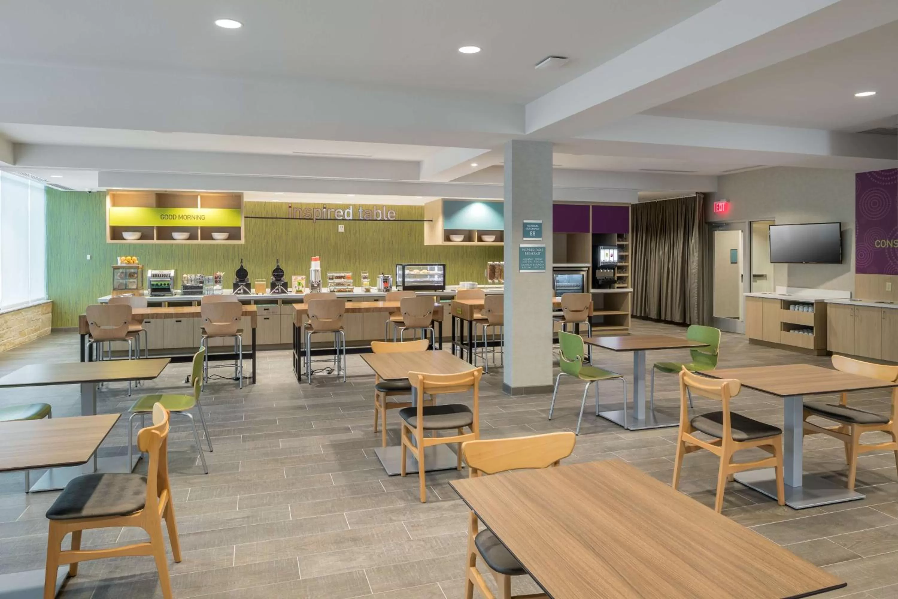 Breakfast in Home2 Suites by Hilton Fort Worth Cultural District