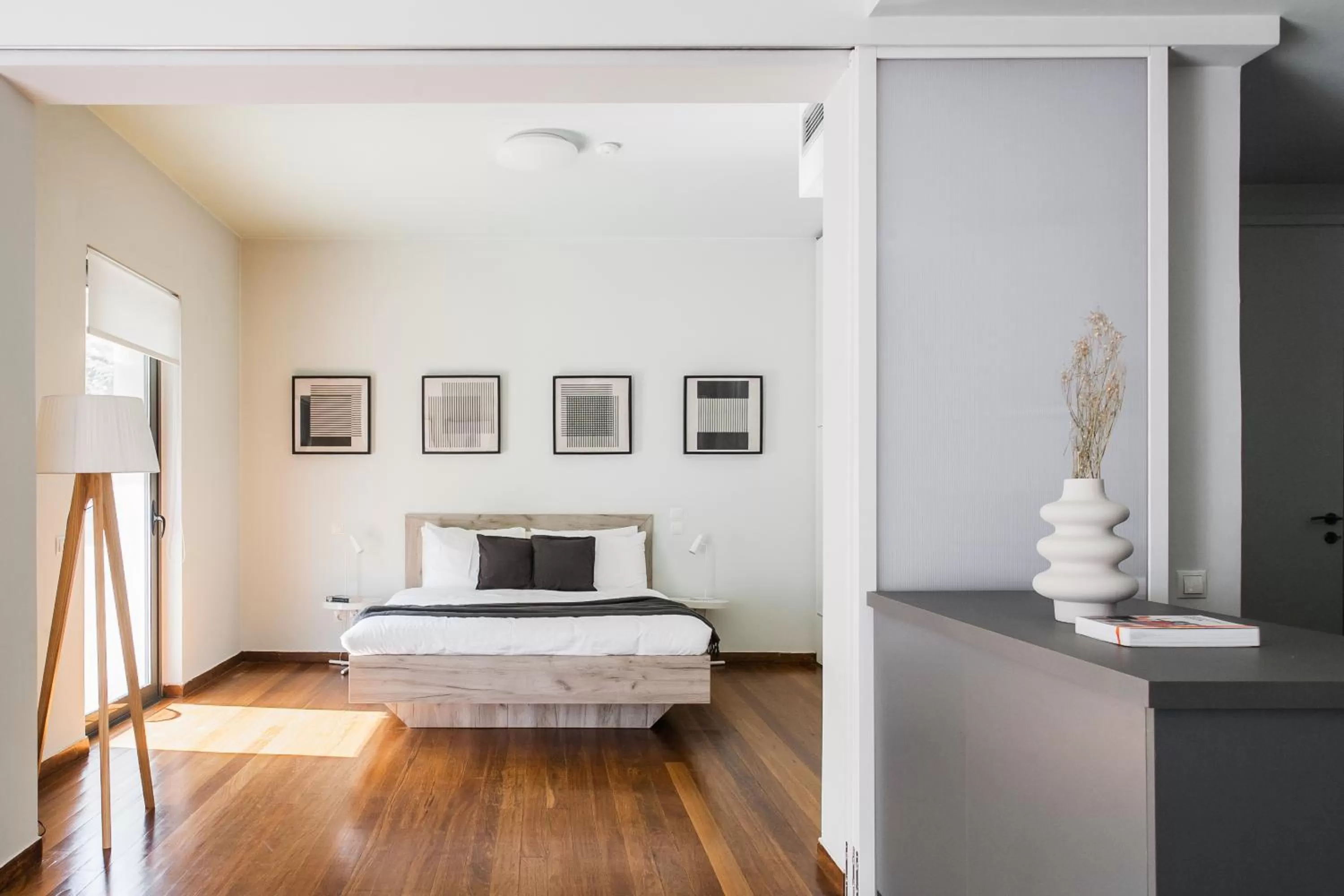 Bedroom, Seating Area in ZOIA The Hill by UPSTREET