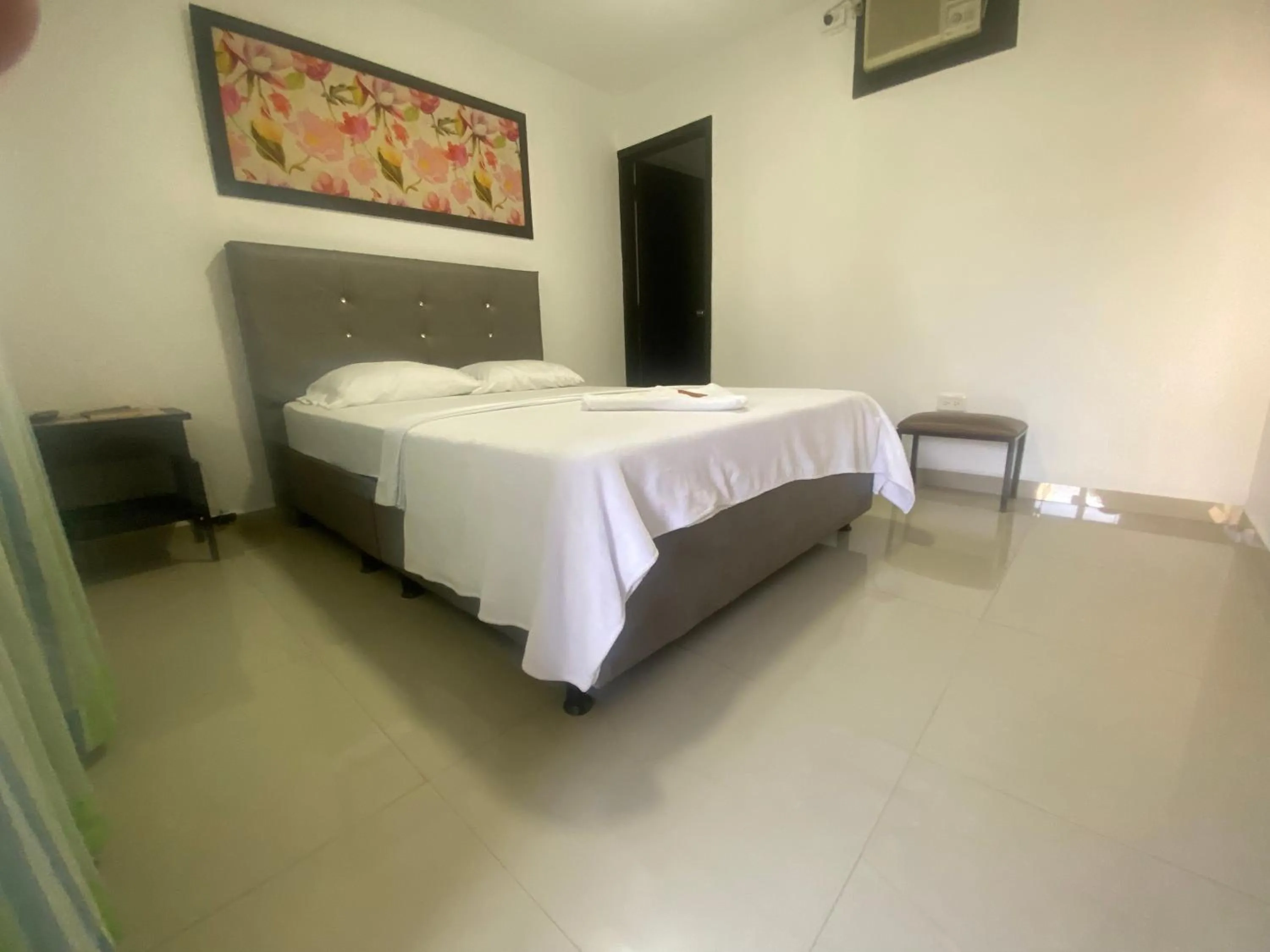 Bedroom in Hotel Colonial Plaza