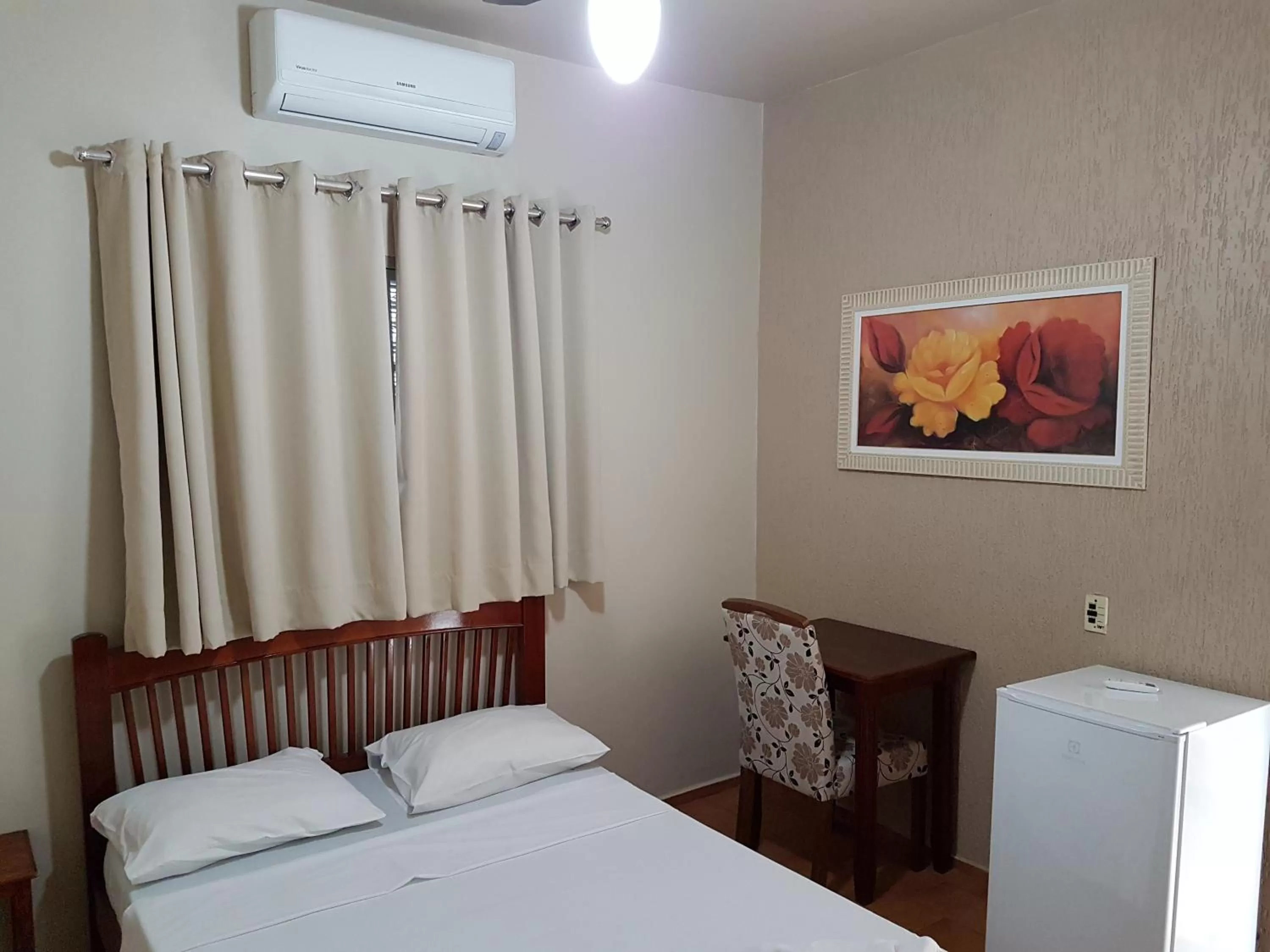 Bed in Hotel Barretos