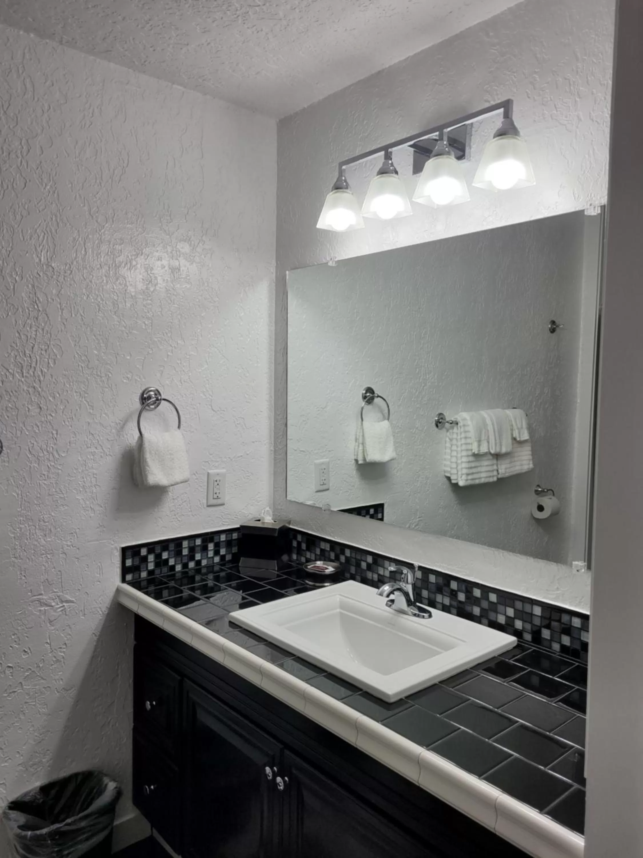 Bathroom in Rocket Motel