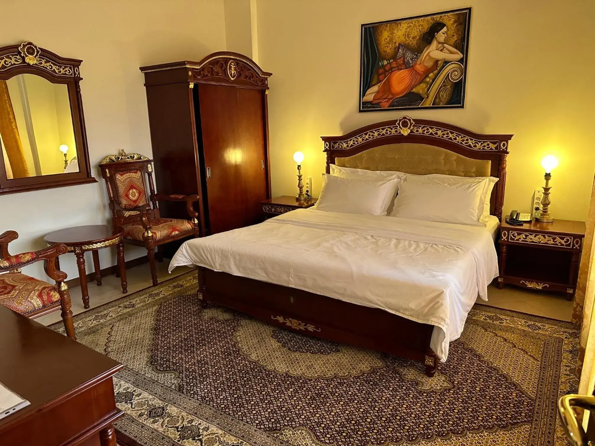 Comfort Triple Room in Dinasty Hotel Comfort Triple Room in Dinasty Hotel