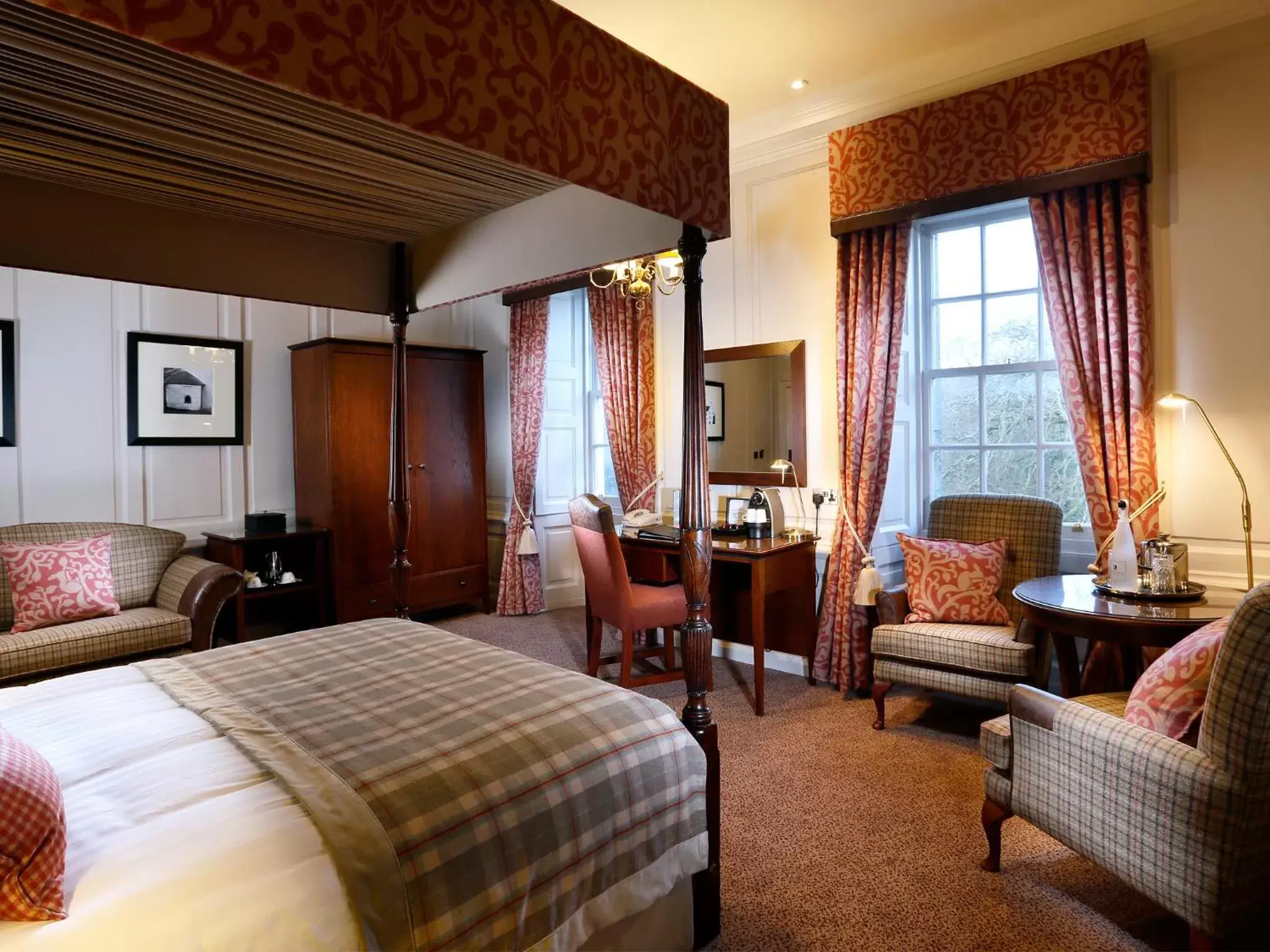 Superior Double Room in Macdonald Houstoun House Superior Double Room in Macdonald Houstoun House