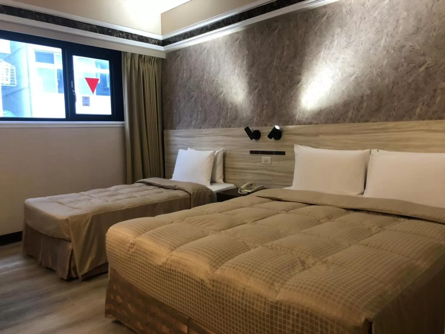 Superior Triple Room in Unite Hotel