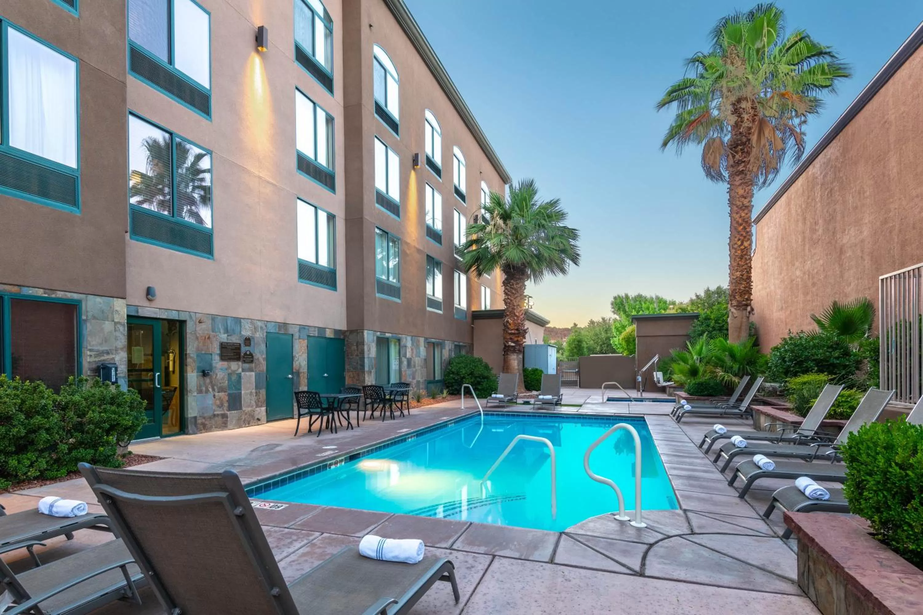 Swimming pool in Wingate by Wyndham - St. George