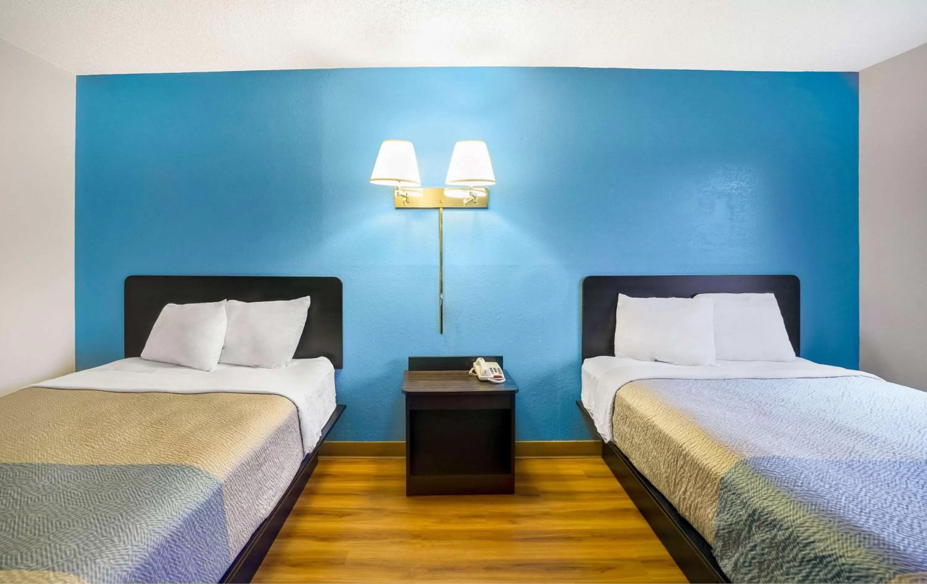 Photo of the whole room, Bed in Motel 6-Montoursville, PA - Williamsport