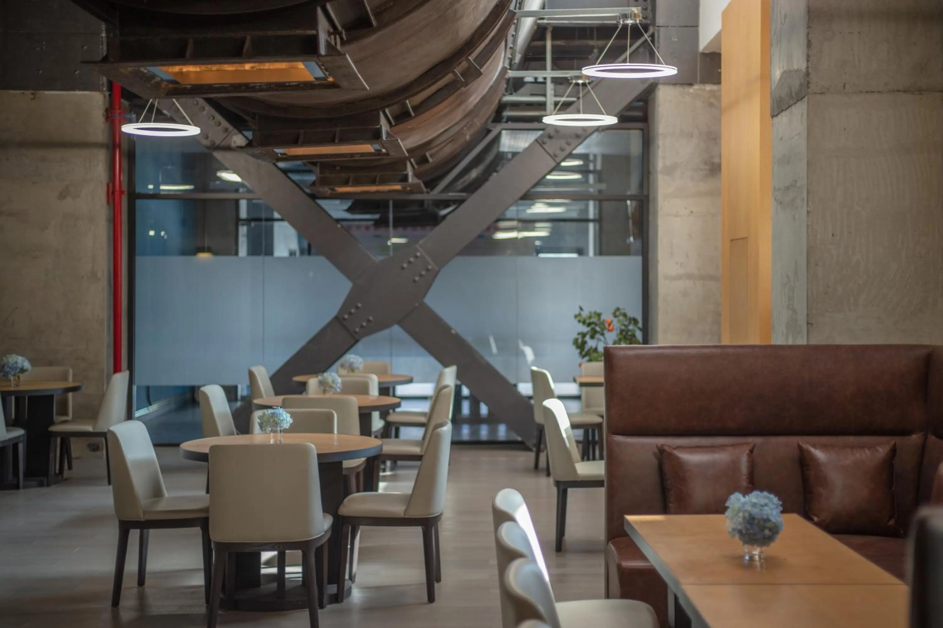 Restaurant/places to eat in Holiday Inn Express Beijing Shijingshan Parkview by IHG