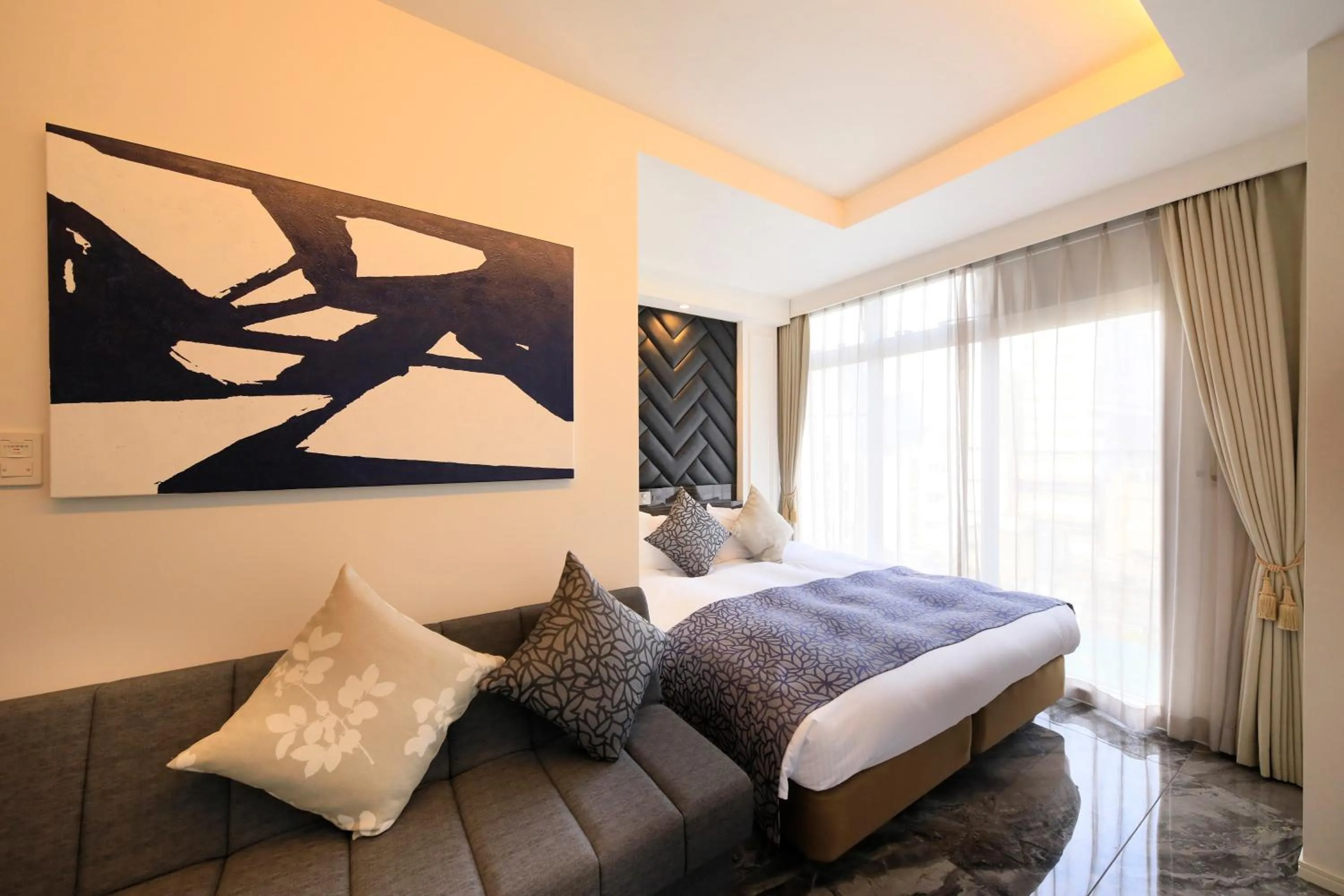 Photo of the whole room, Bed in Centurion Hotel Residential Akasaka Station