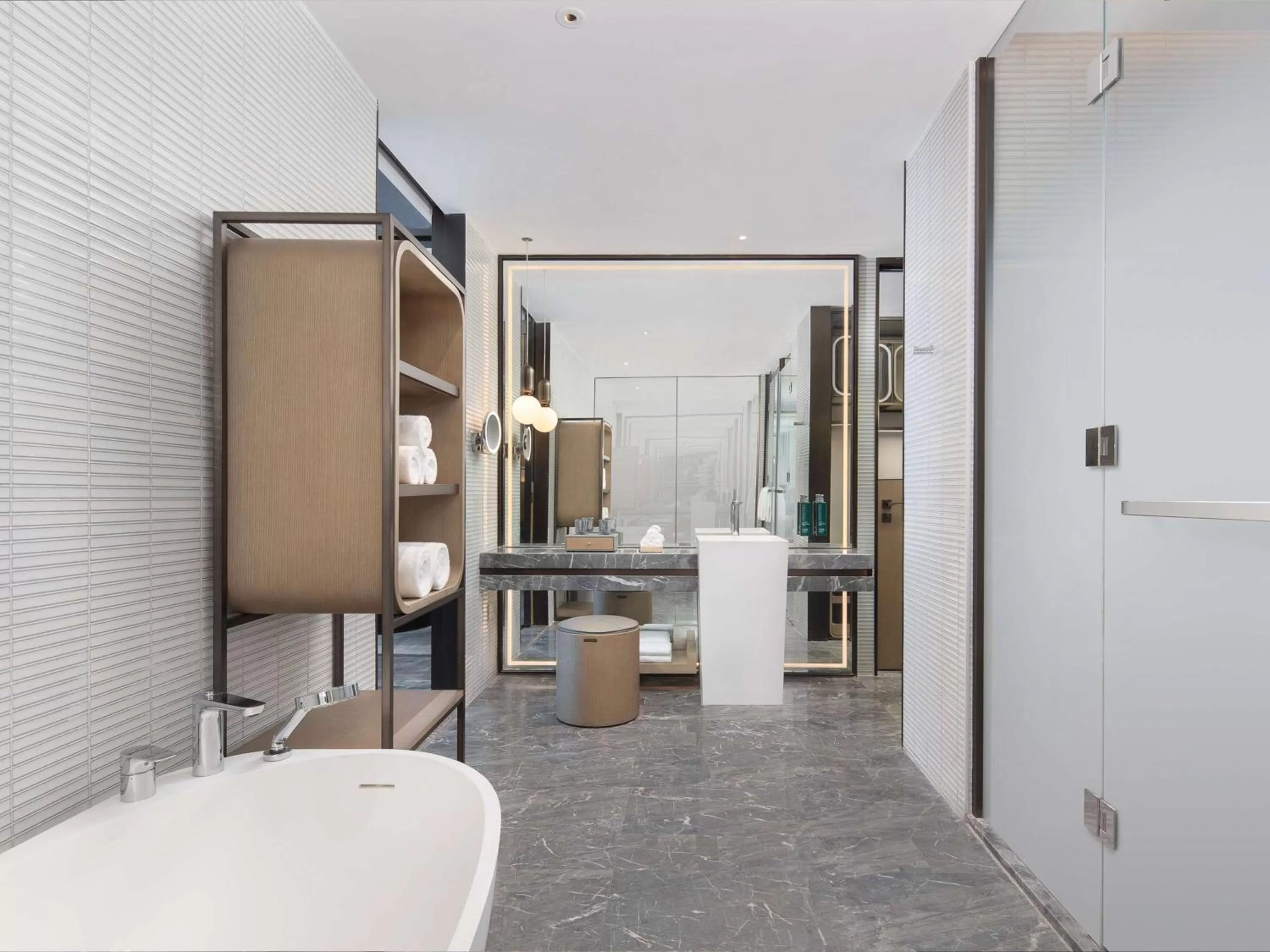 Bathroom in Doubletree By Hilton Kunming Airport