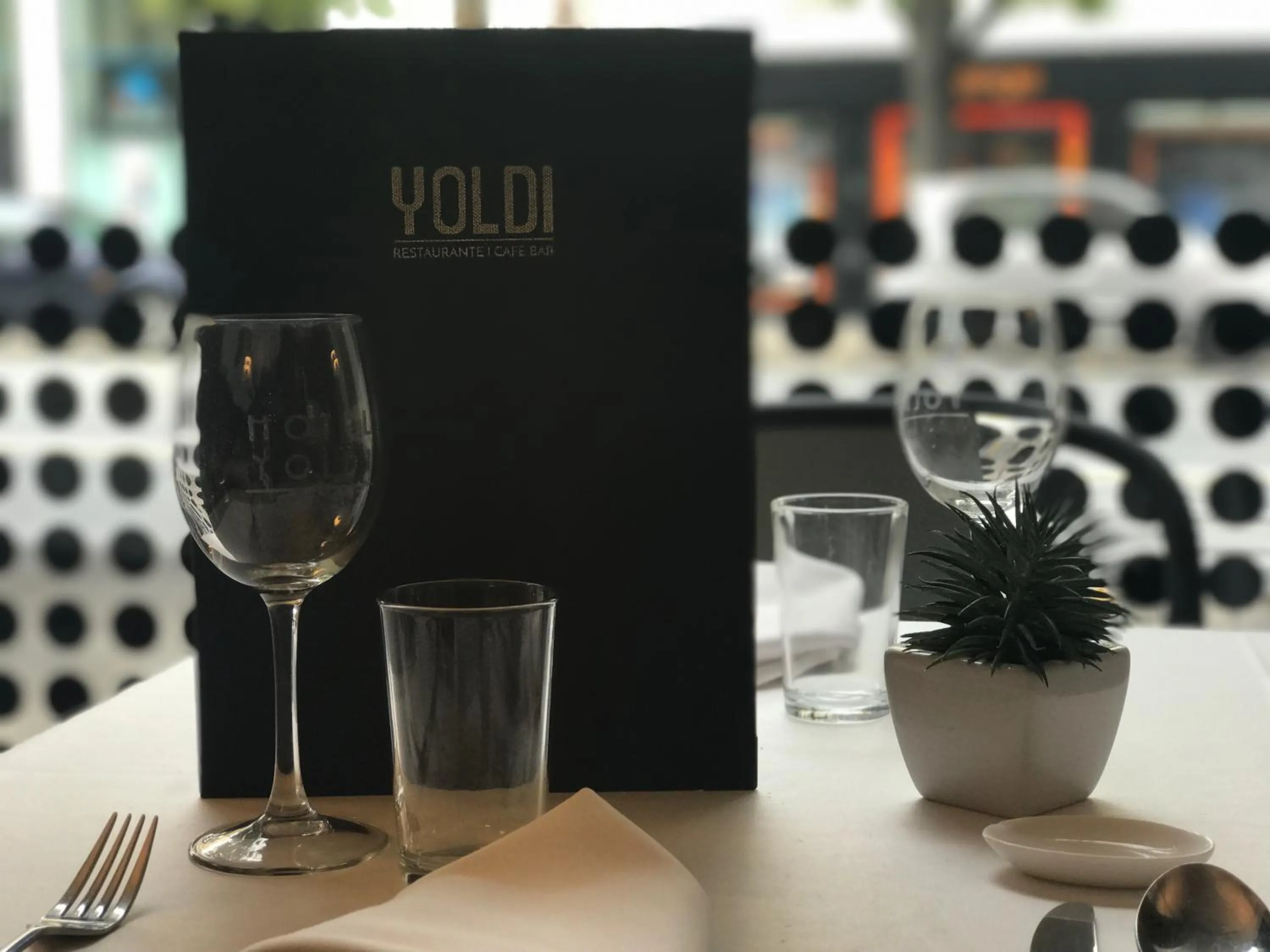 Restaurant/places to eat in Hotel Yoldi