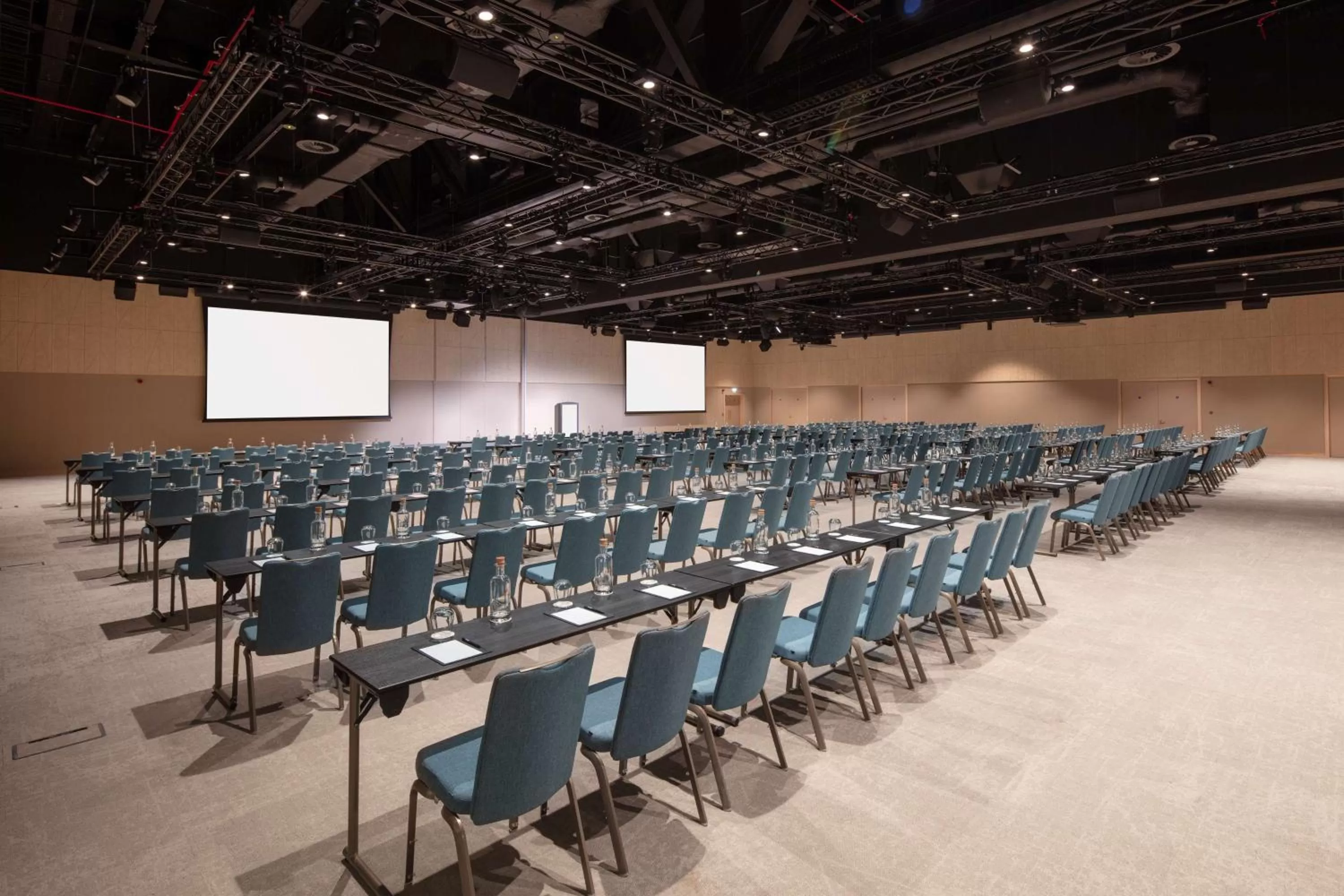 Meeting/conference room in Radisson Blu Royal Hotel Dublin