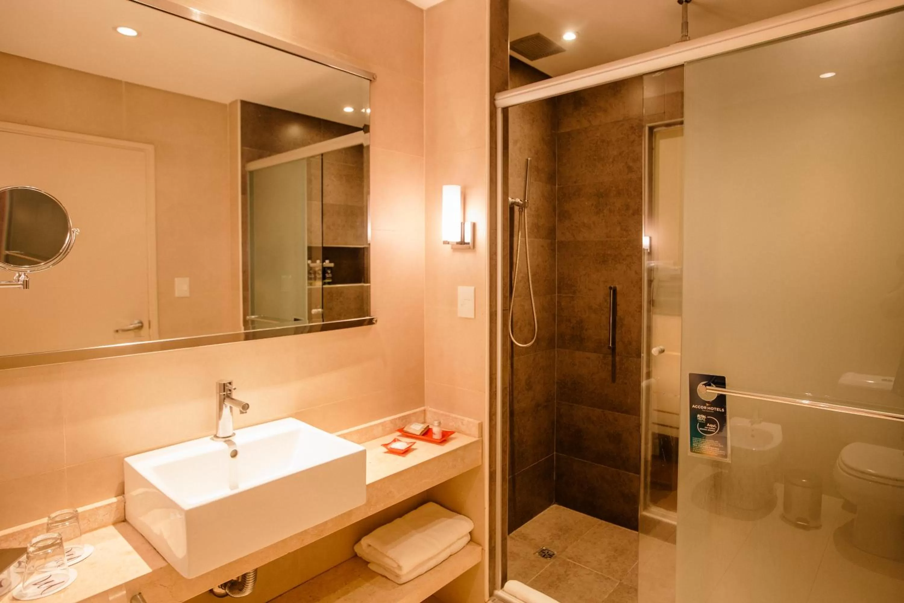 Bathroom in Mercure Iguazu Hotel Iru