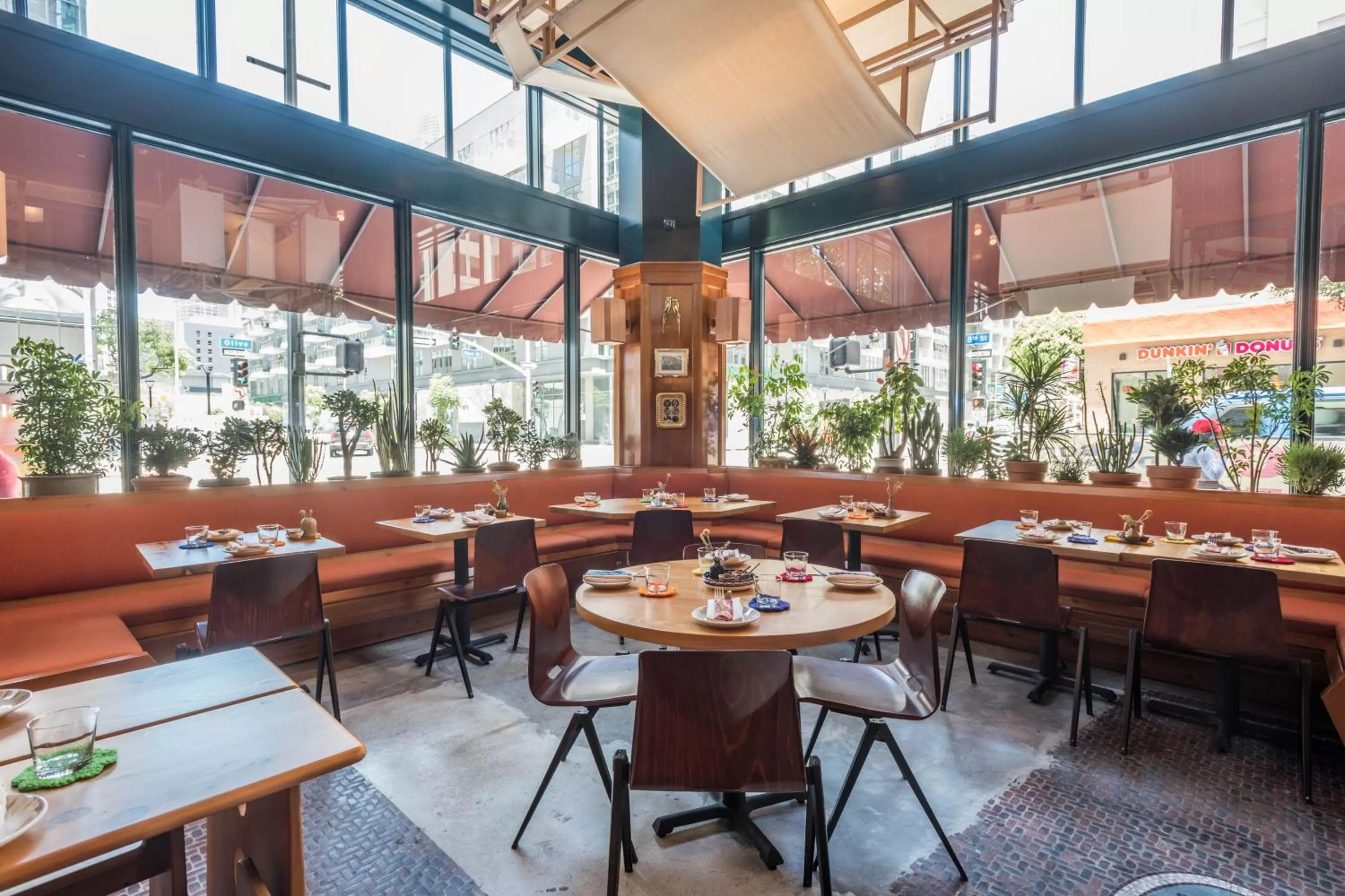 Restaurant/places to eat in Freehand Los Angeles