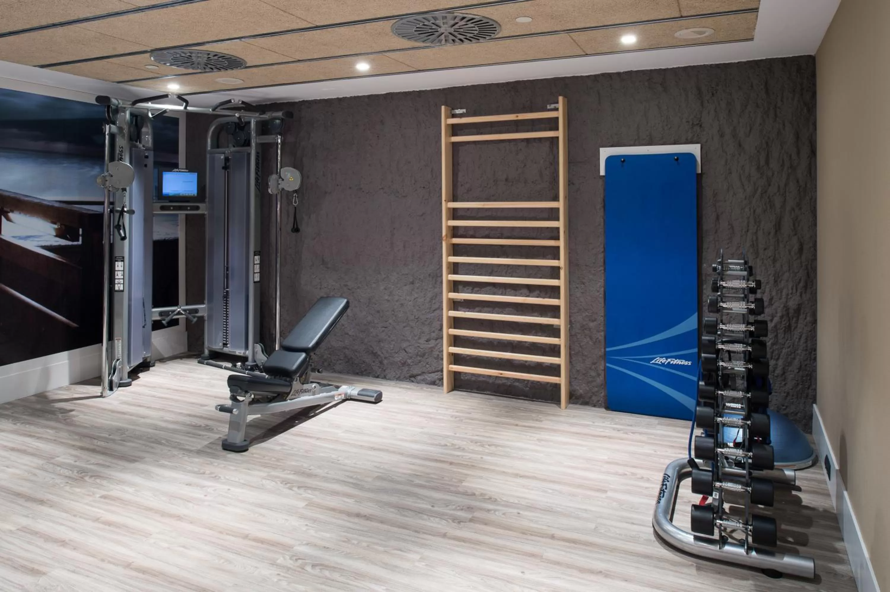 Fitness centre/facilities in Catalonia Avinyo