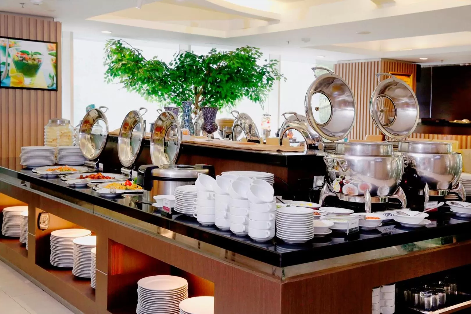 Buffet breakfast in The Alana Surabaya