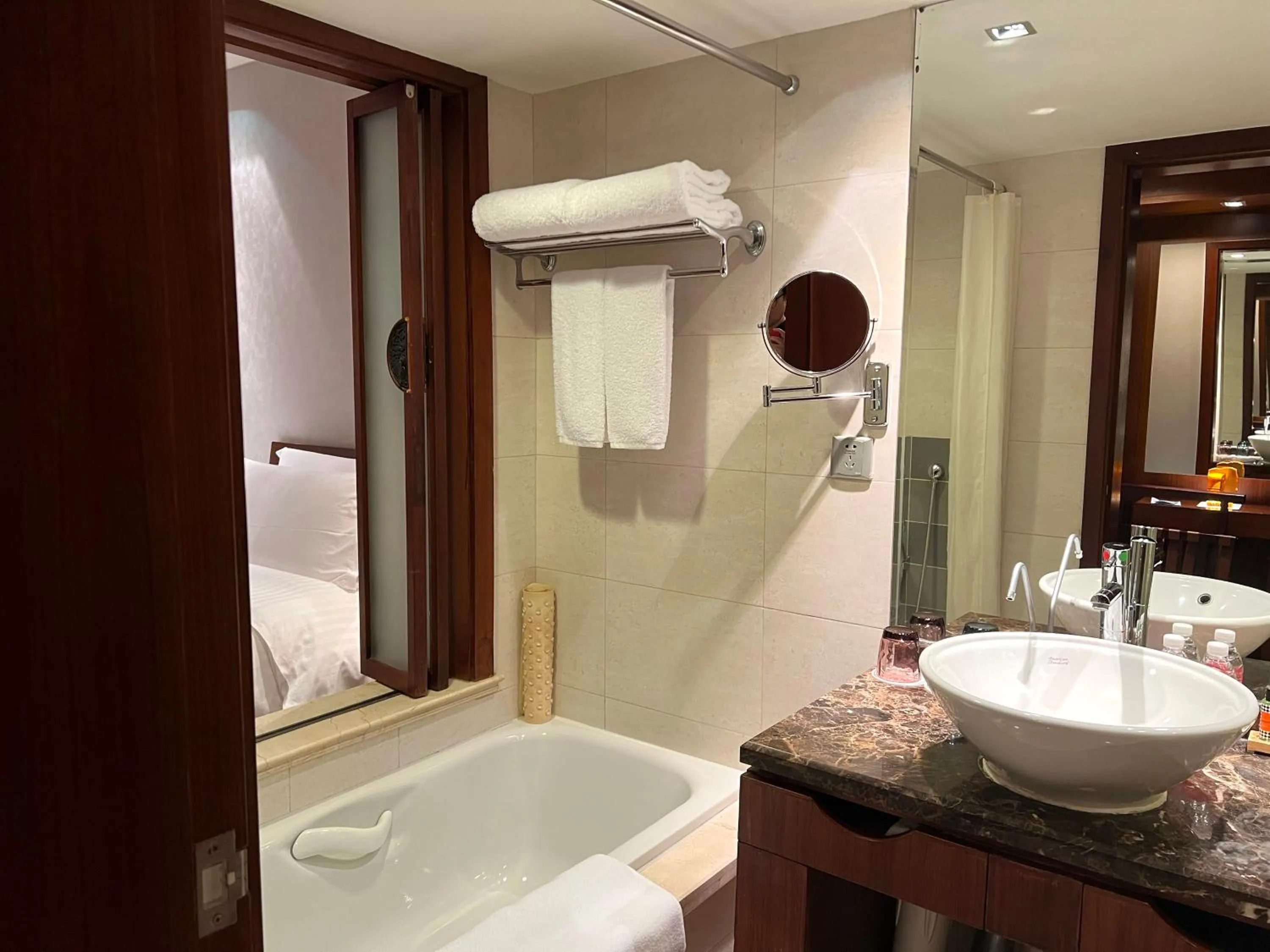 Bathroom in Baolong Hotel Shanghai