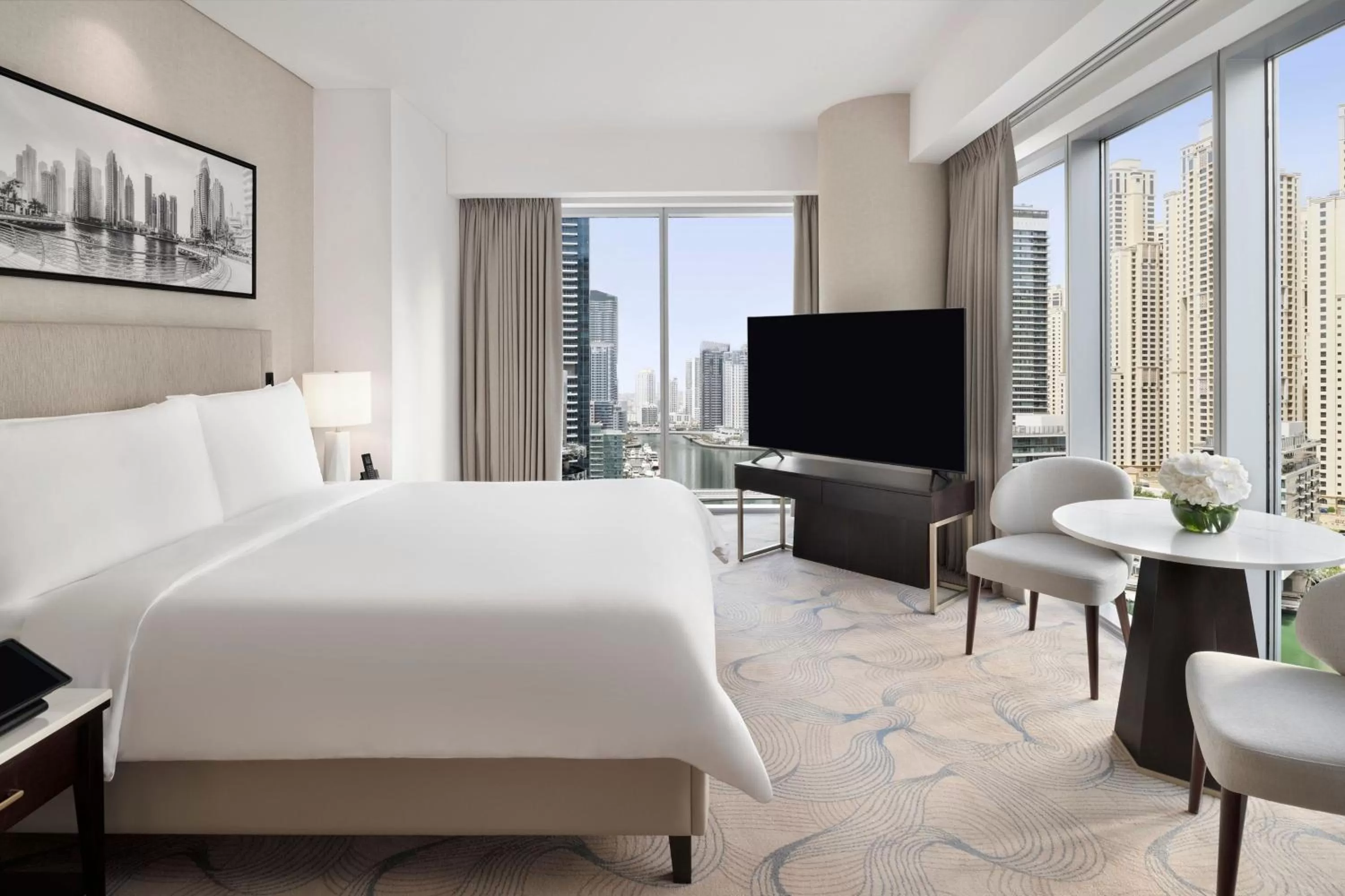 Photo of the whole room in Address Dubai Marina