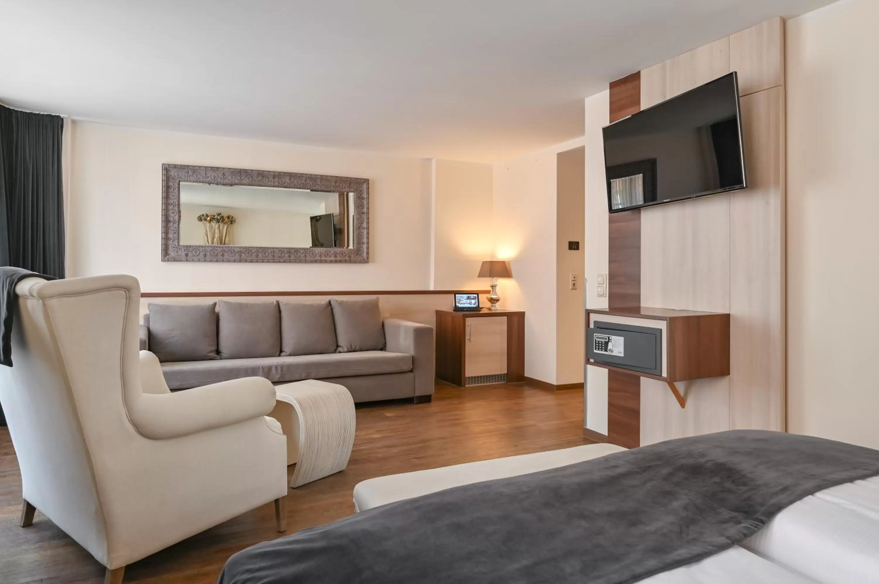 Seating area, Bed in Hotel Sonne