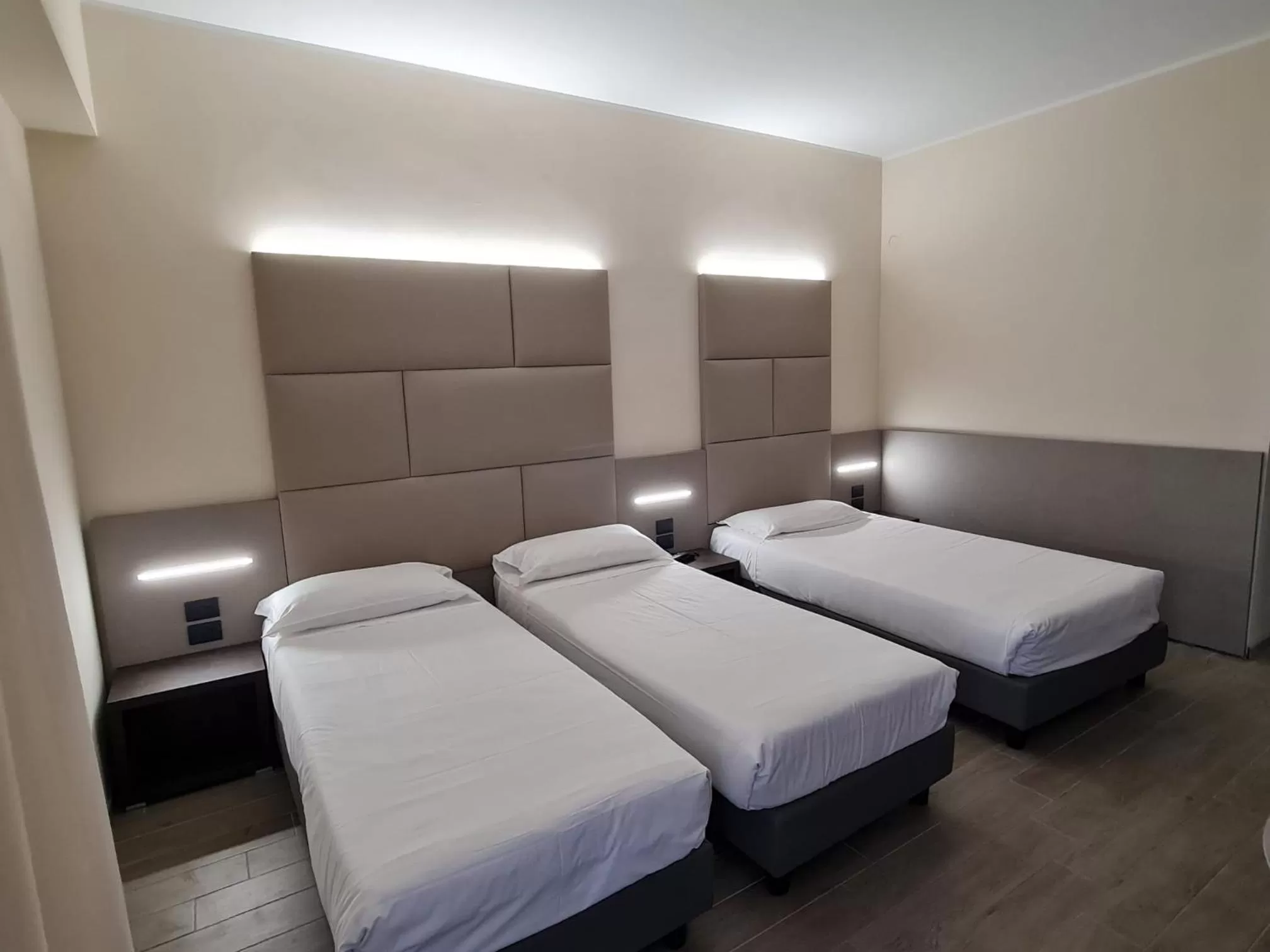 Photo of the whole room, Bed in JR Hotels Gate 7 Bologna