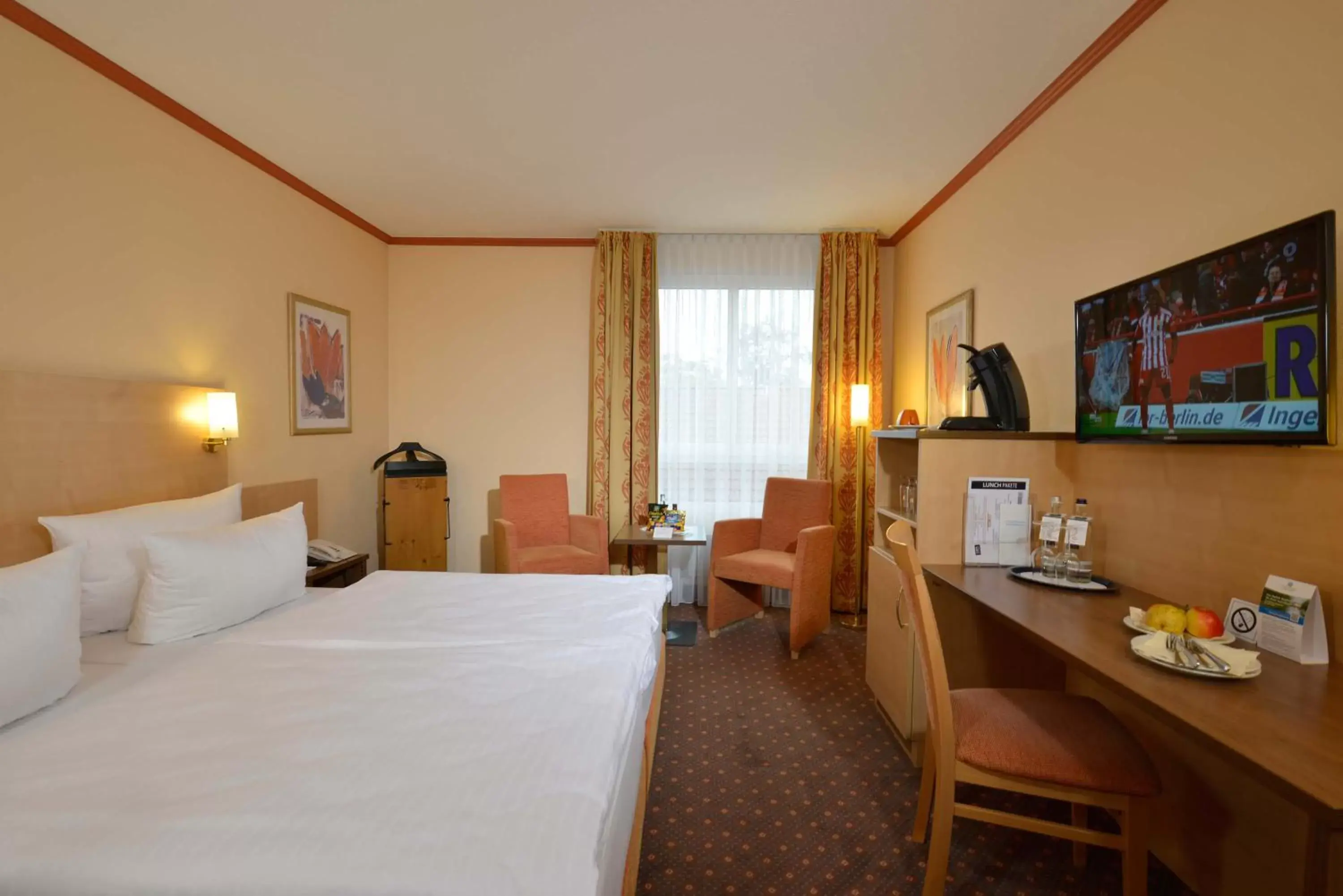 Business Double Room in Sure Hotel by Best Western Hilden-Düsseldorf Business Double Room in Sure Hotel by Best Western Hilden-Düsseldorf