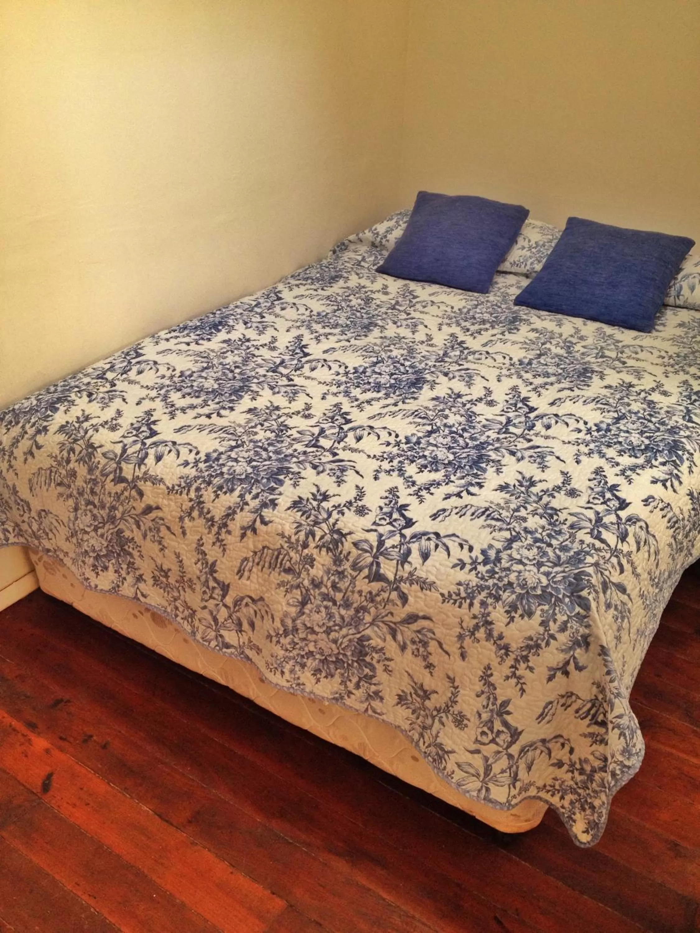 Bed in Tralkan B&B