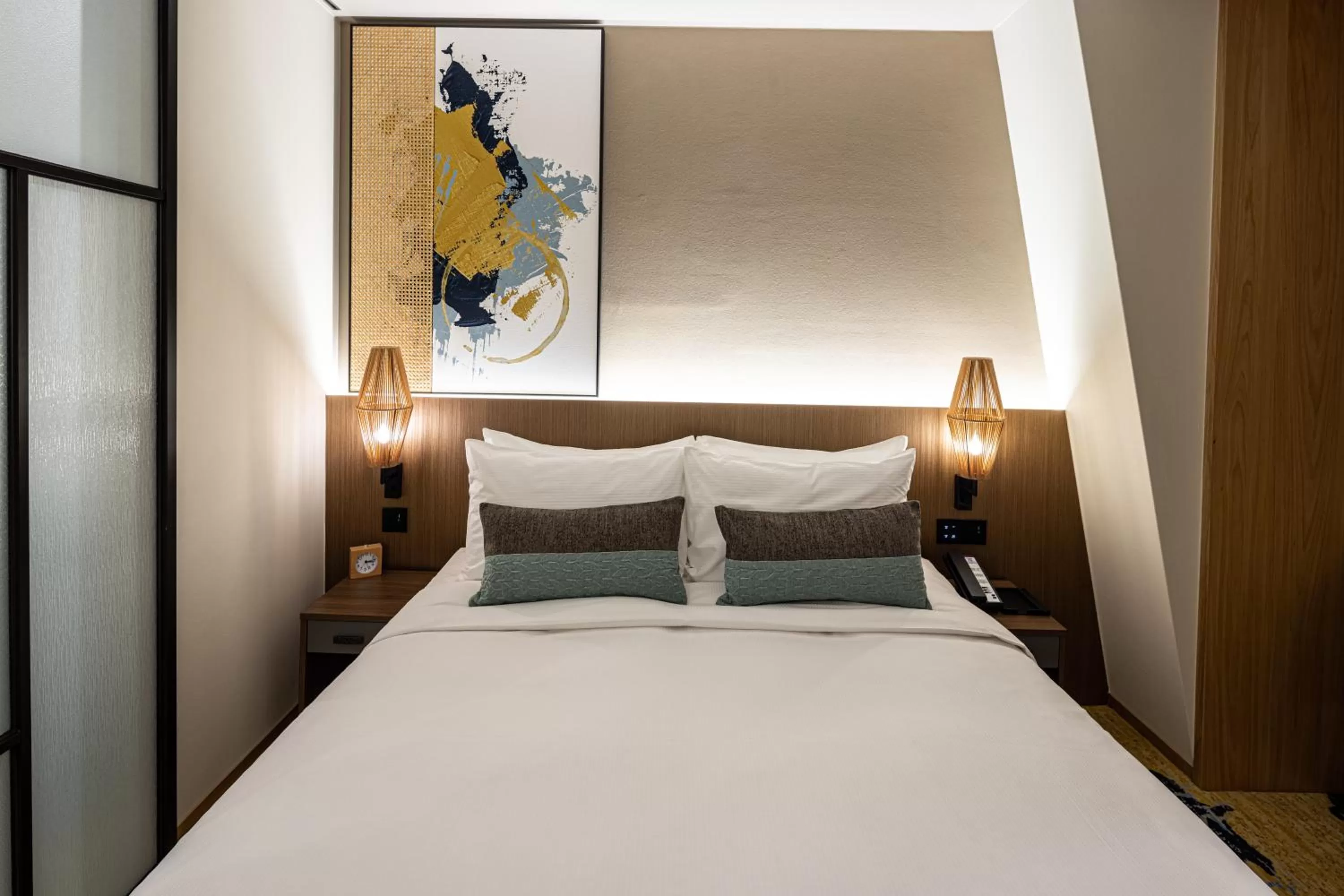 Bed in Solaria Nishitetsu Hotel Taipei Ximen