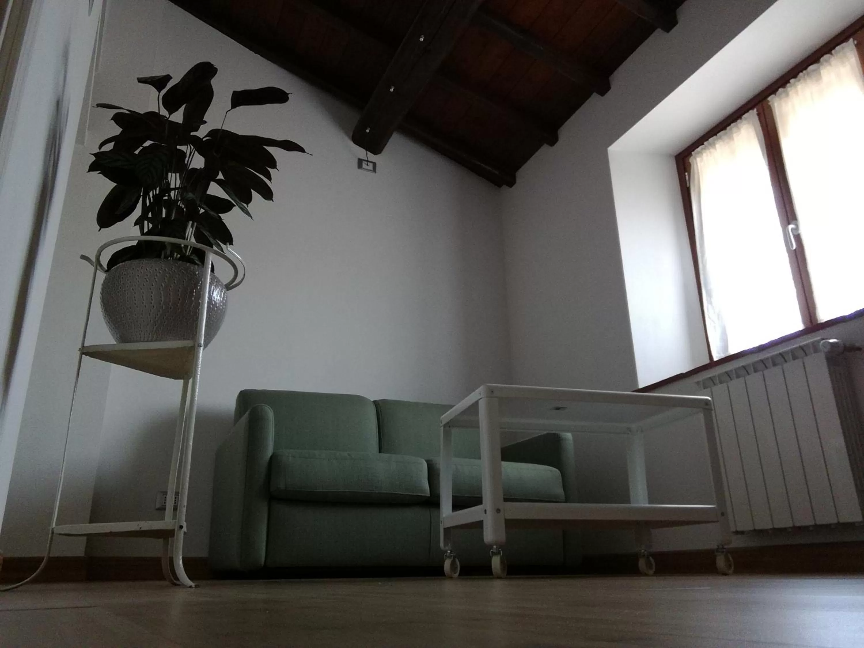 Communal lounge/ TV room in B & B Via di Mezzo