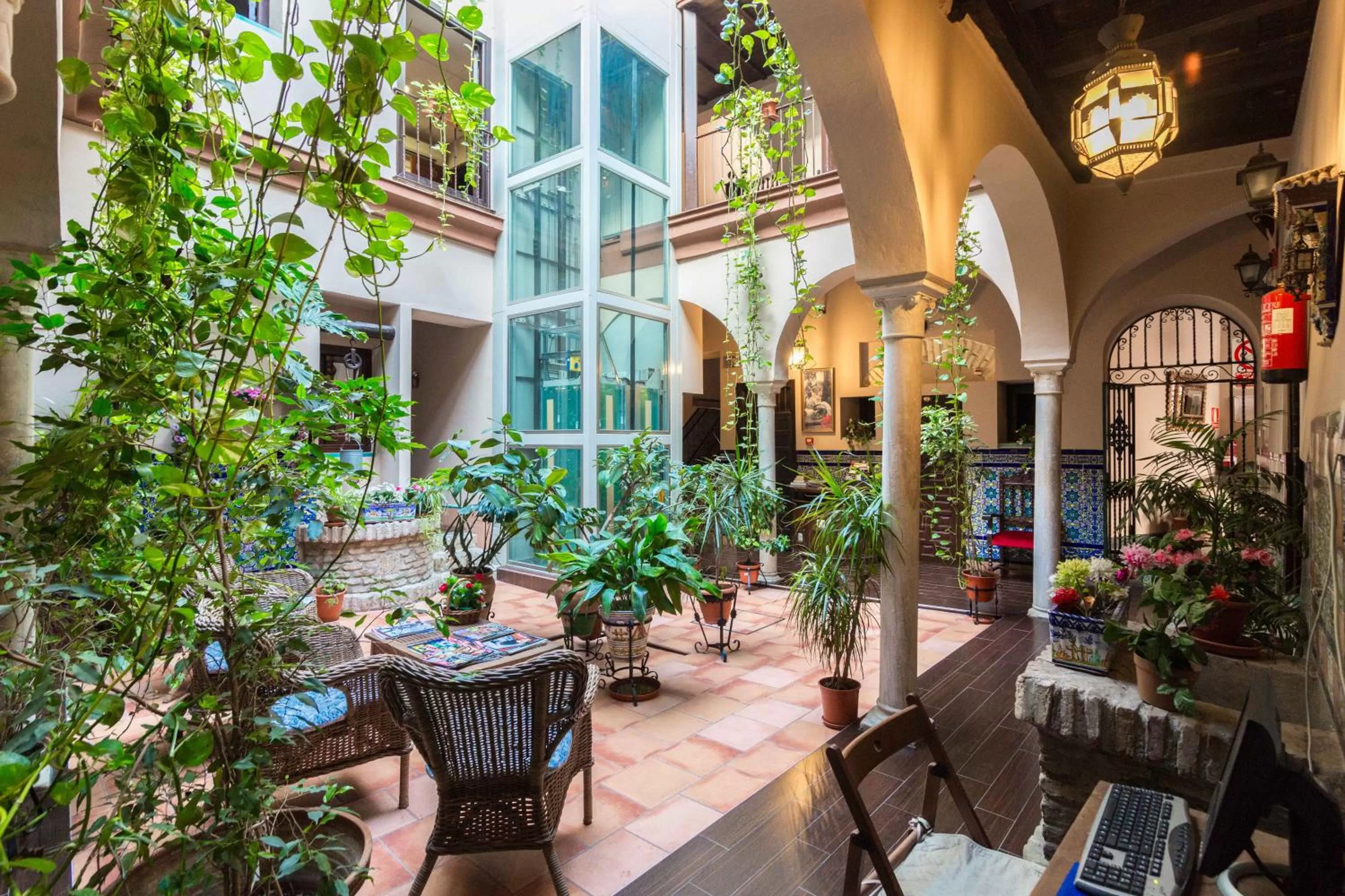 Patio in Hotel Patio de las Cruces