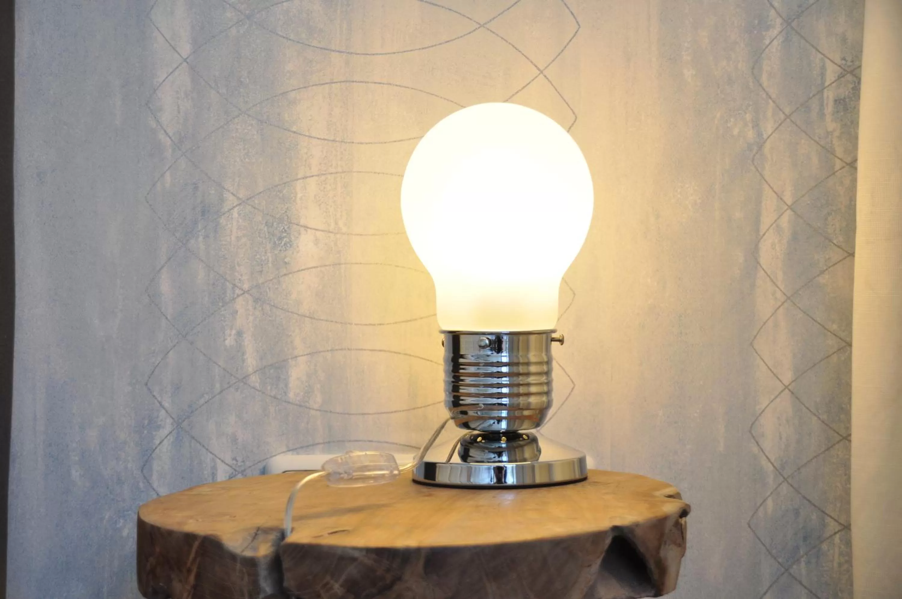 Decorative detail in Six! Eat Work Sleep