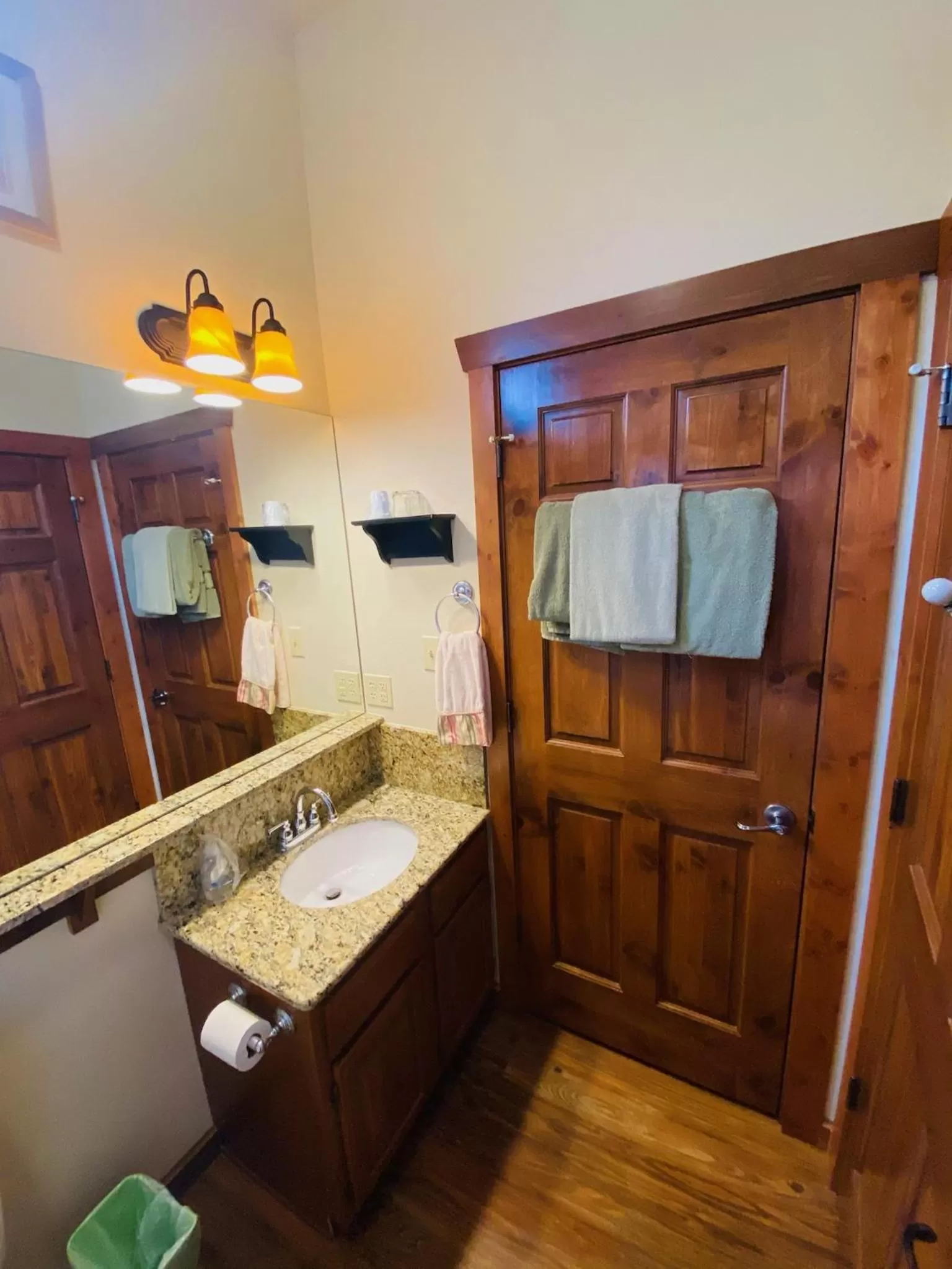 Bathroom in All Seasons Treehouse Village
