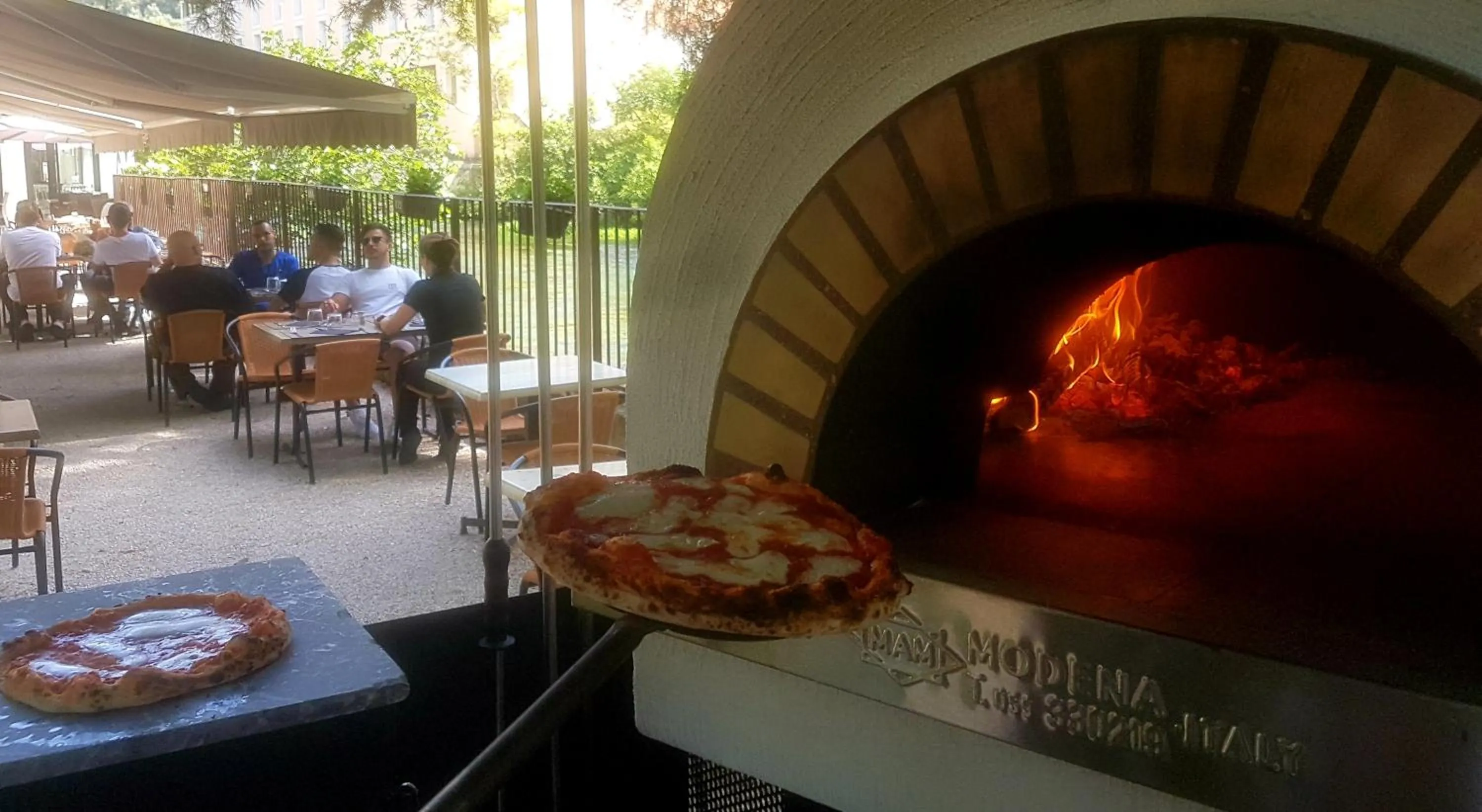 Restaurant/places to eat in Logis Hôtel Restaurant du Parc