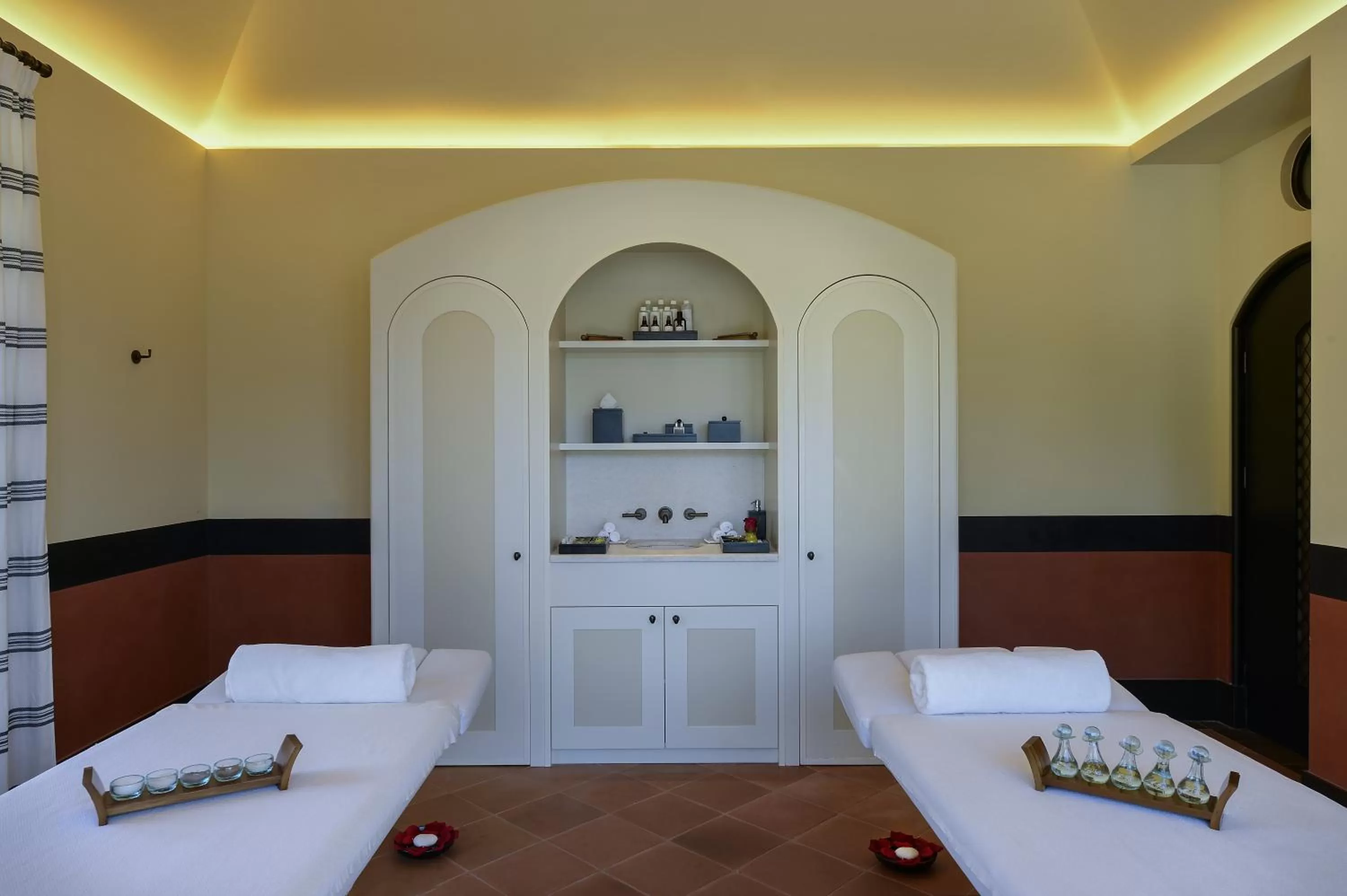 Massage, Bed in Regent Porto Montenegro