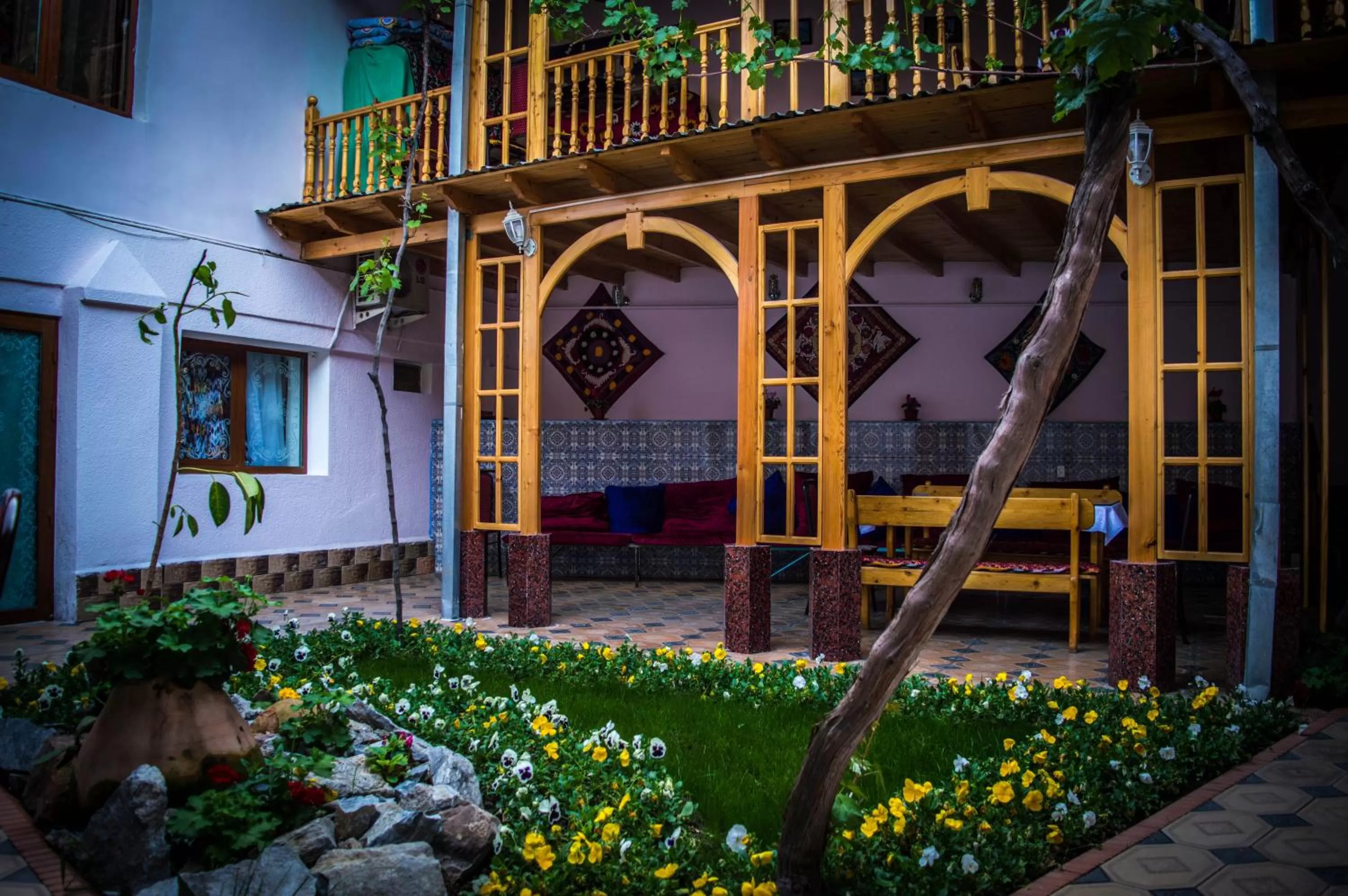 Property Building in Jahongir Guest House